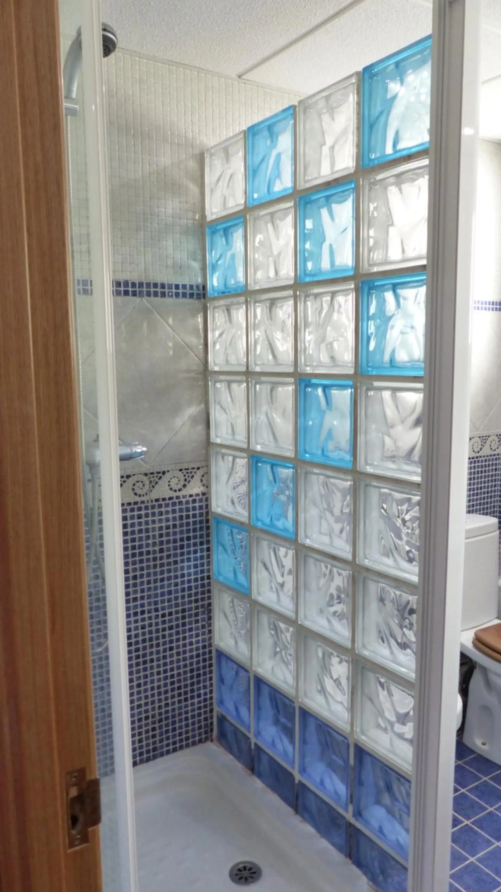 Shower in Apartamento Aluche con parking gratuito
