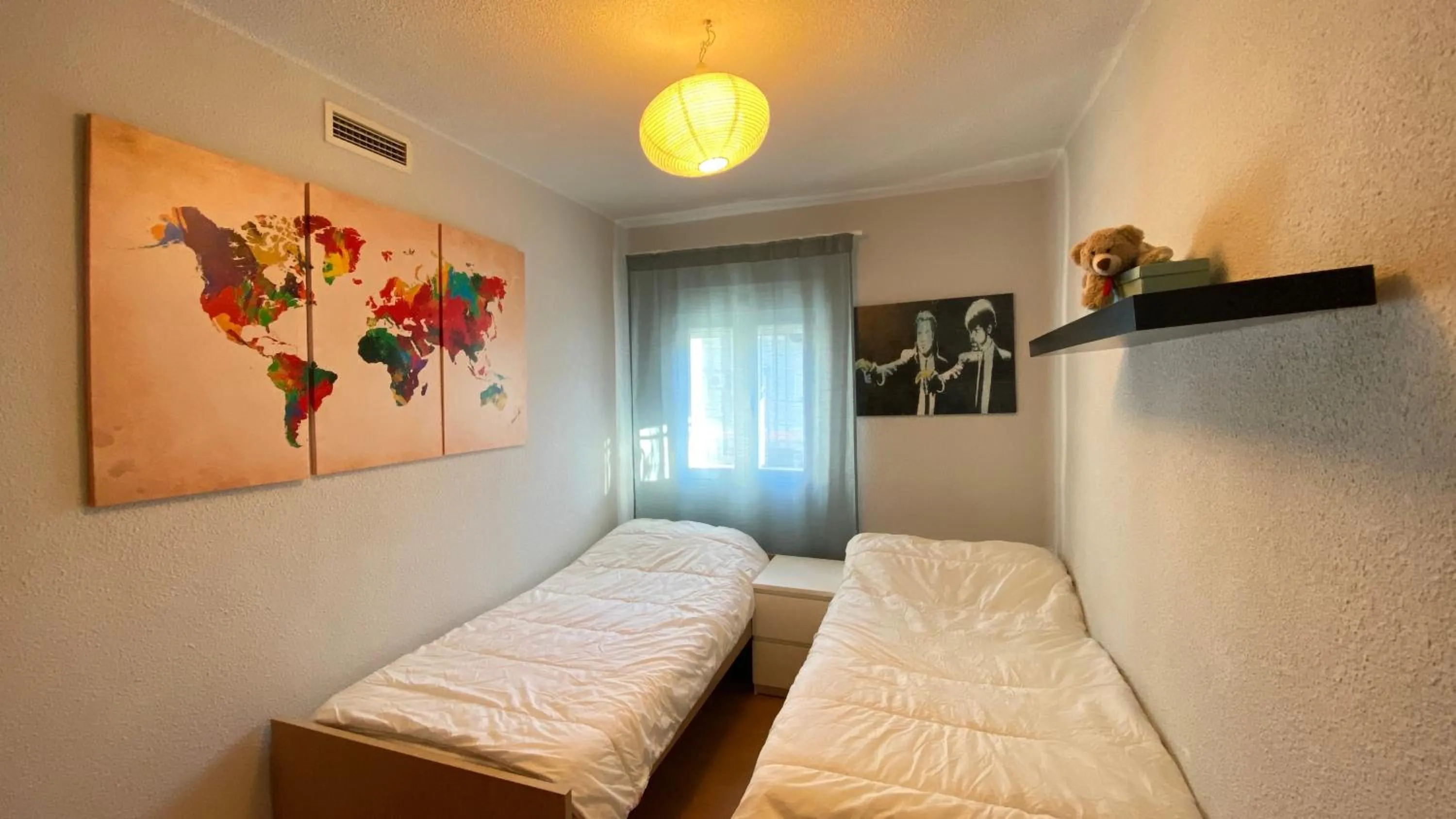 Bedroom, Bed in Apartamento Aluche con parking gratuito