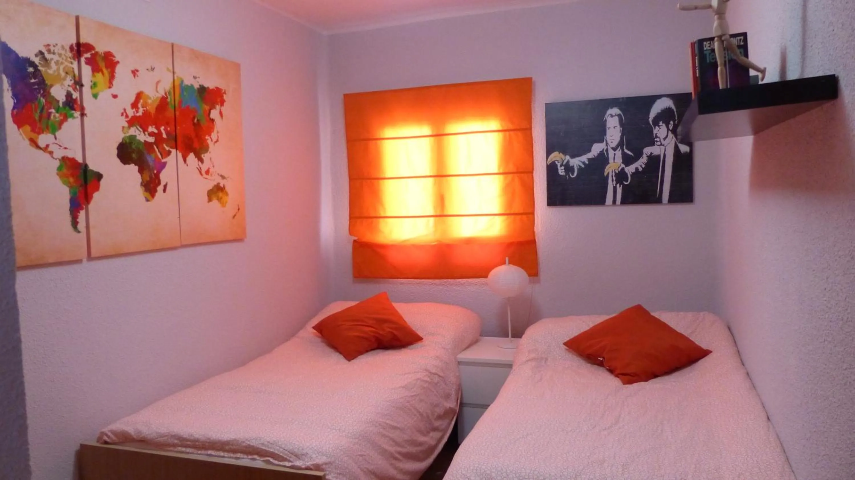 Bedroom, Bed in Apartamento Aluche con parking gratuito