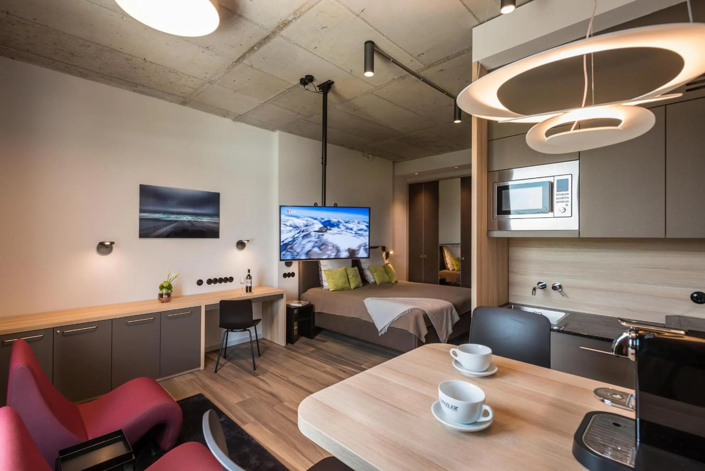 Photo of the whole room in Golden Ball, Exclusive Serviced Apartments Munich