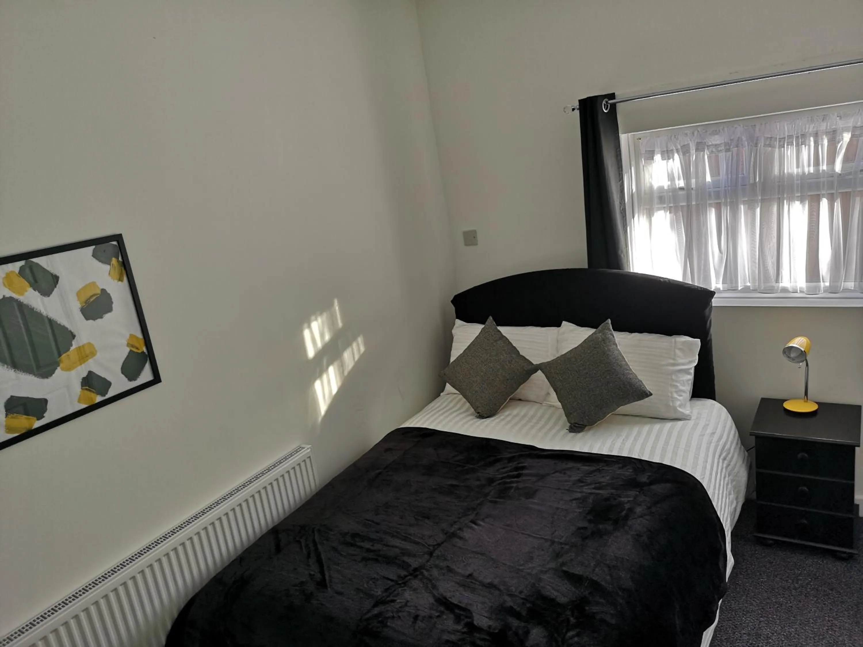 Bed in Havering Hotel