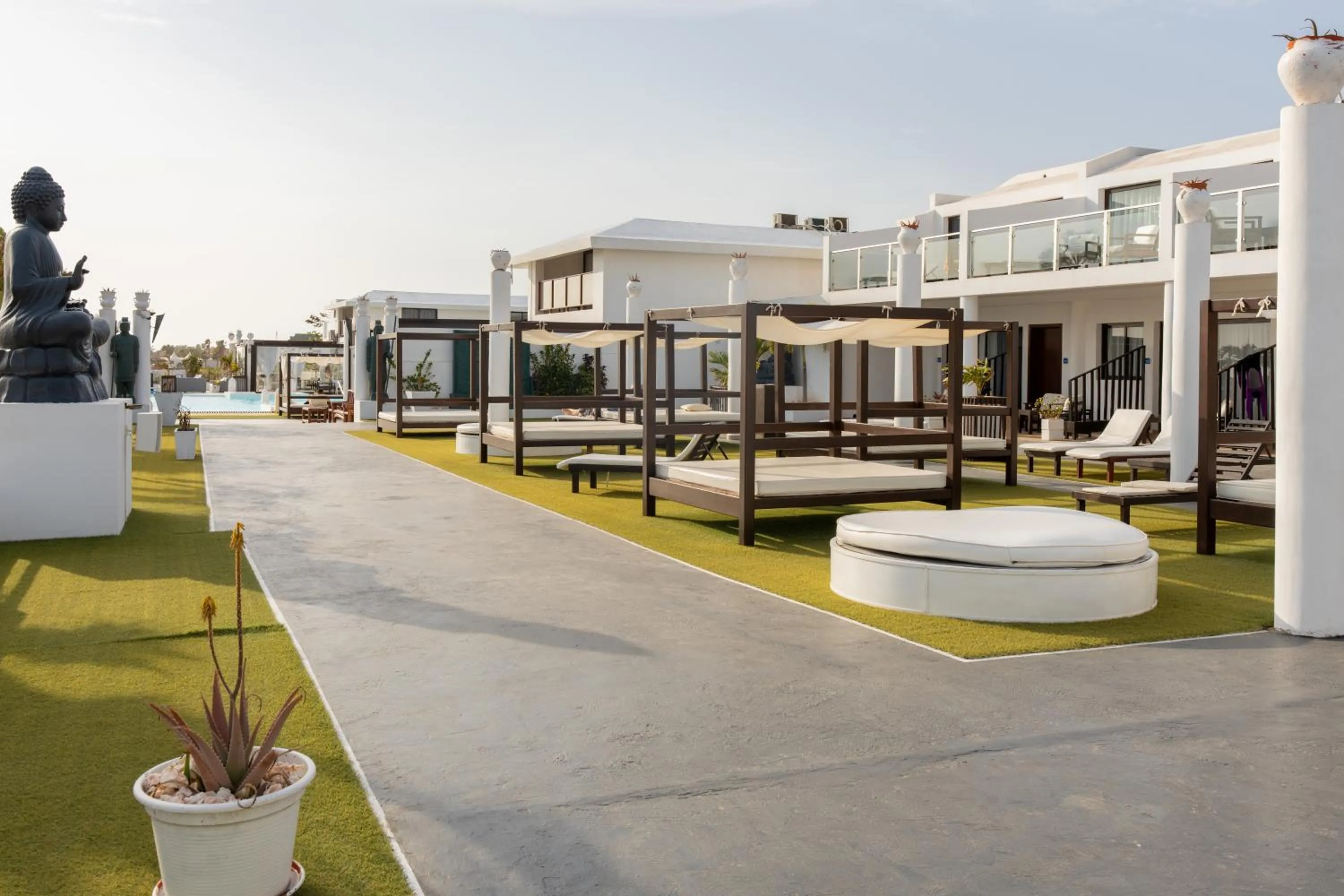 Swimming pool in Hotel LIVVO Budha Beach