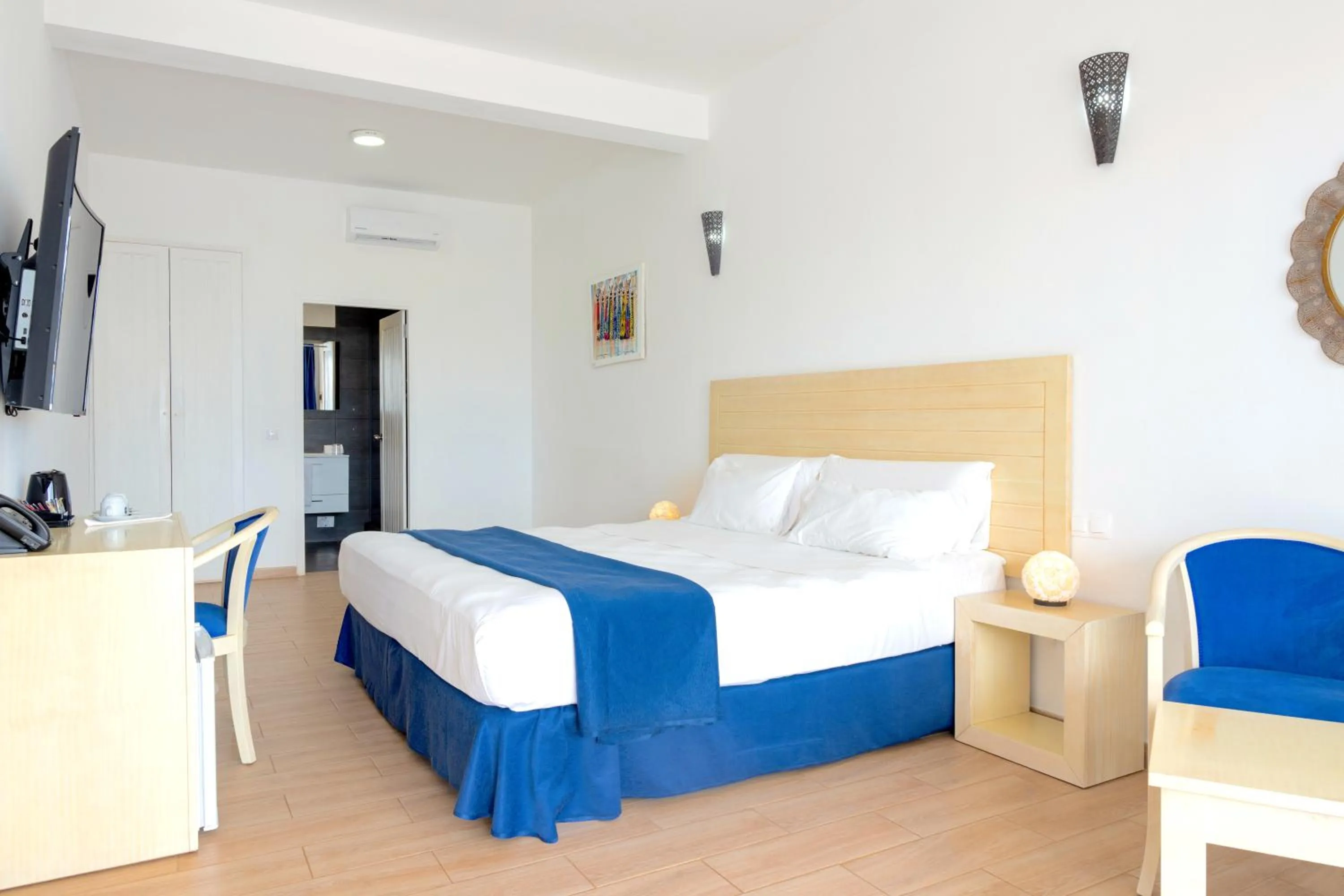 Bed in Hotel LIVVO Budha Beach