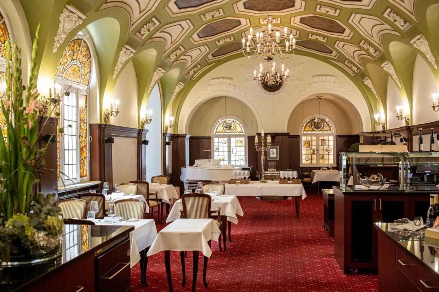 Restaurant/places to eat in Weinhaus Uhle