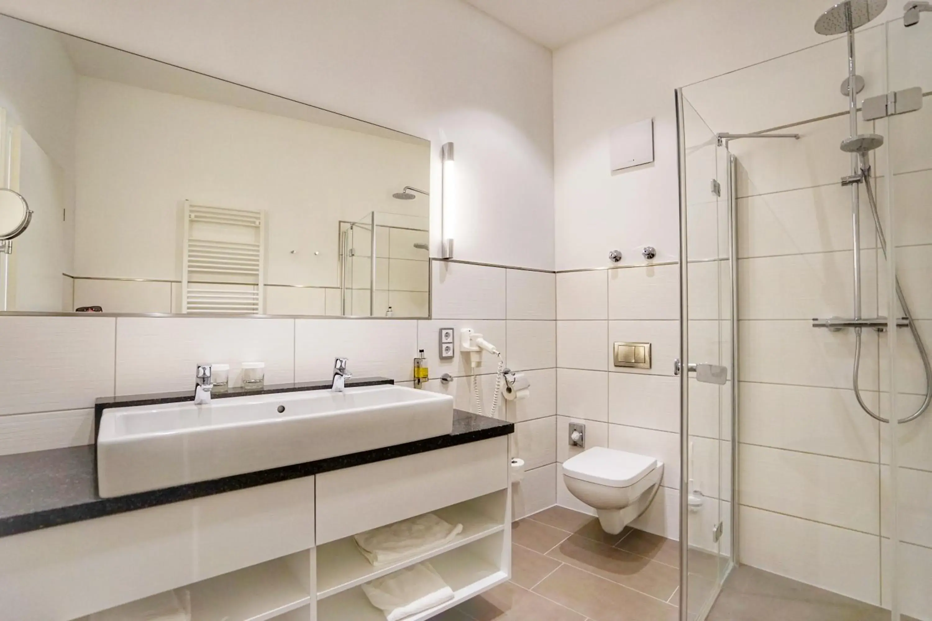 Suite with Balcony in Weinhaus Uhle Suite with Balcony in Weinhaus Uhle