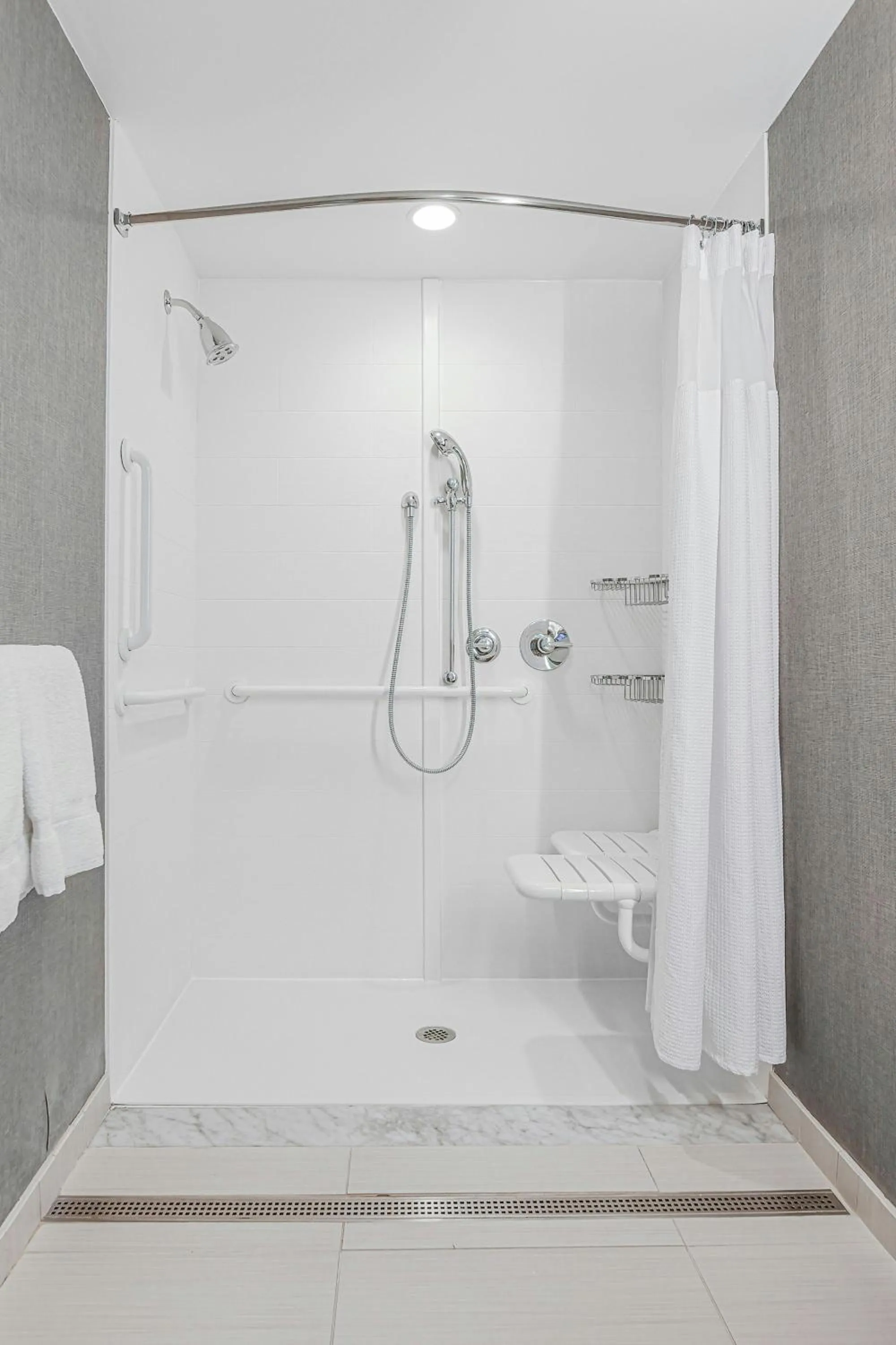 Bathroom in SpringHill Suites by Marriott Fishkill