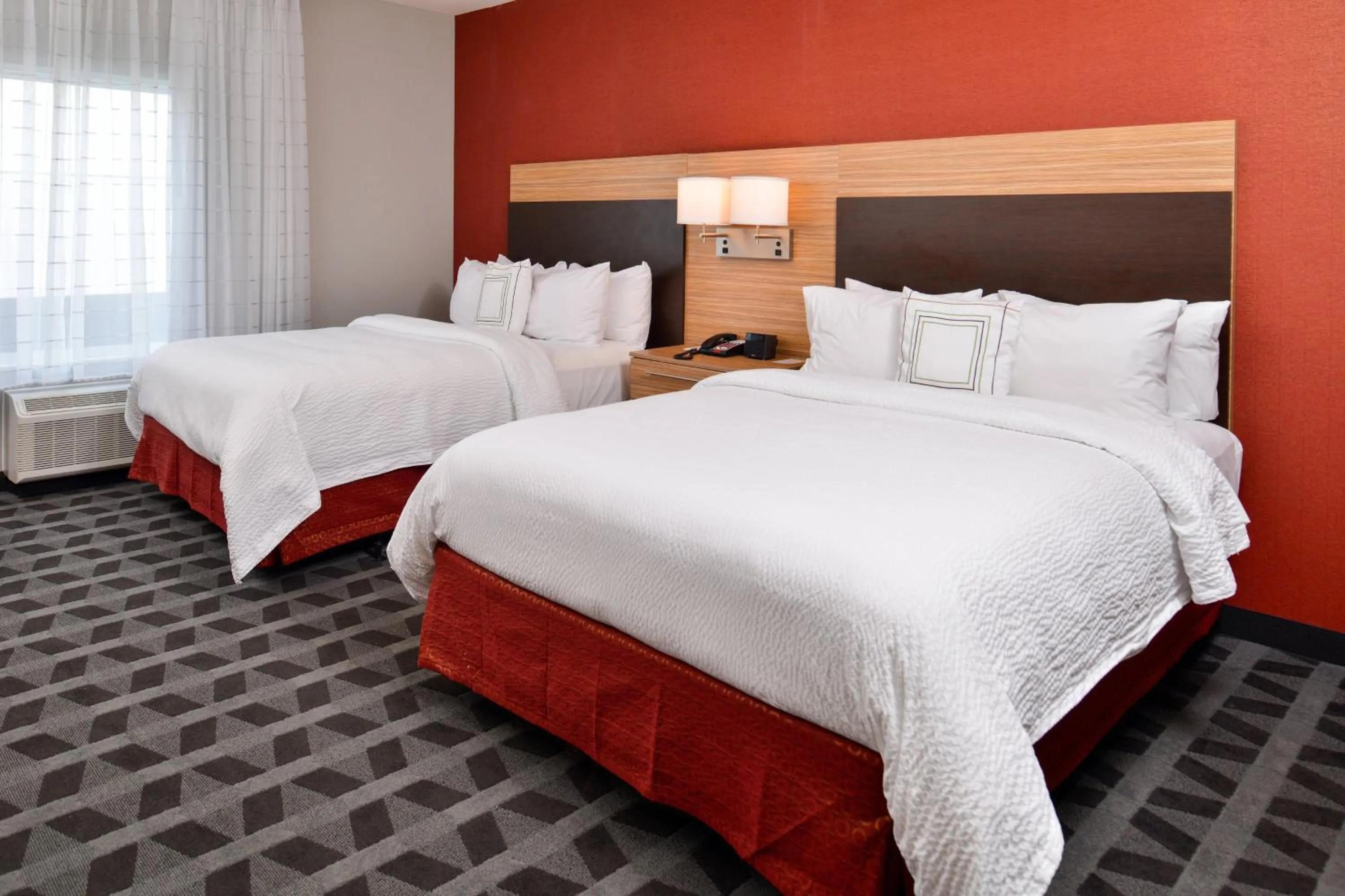 Bedroom, Bed in TownePlace Suites by Marriott Laplace