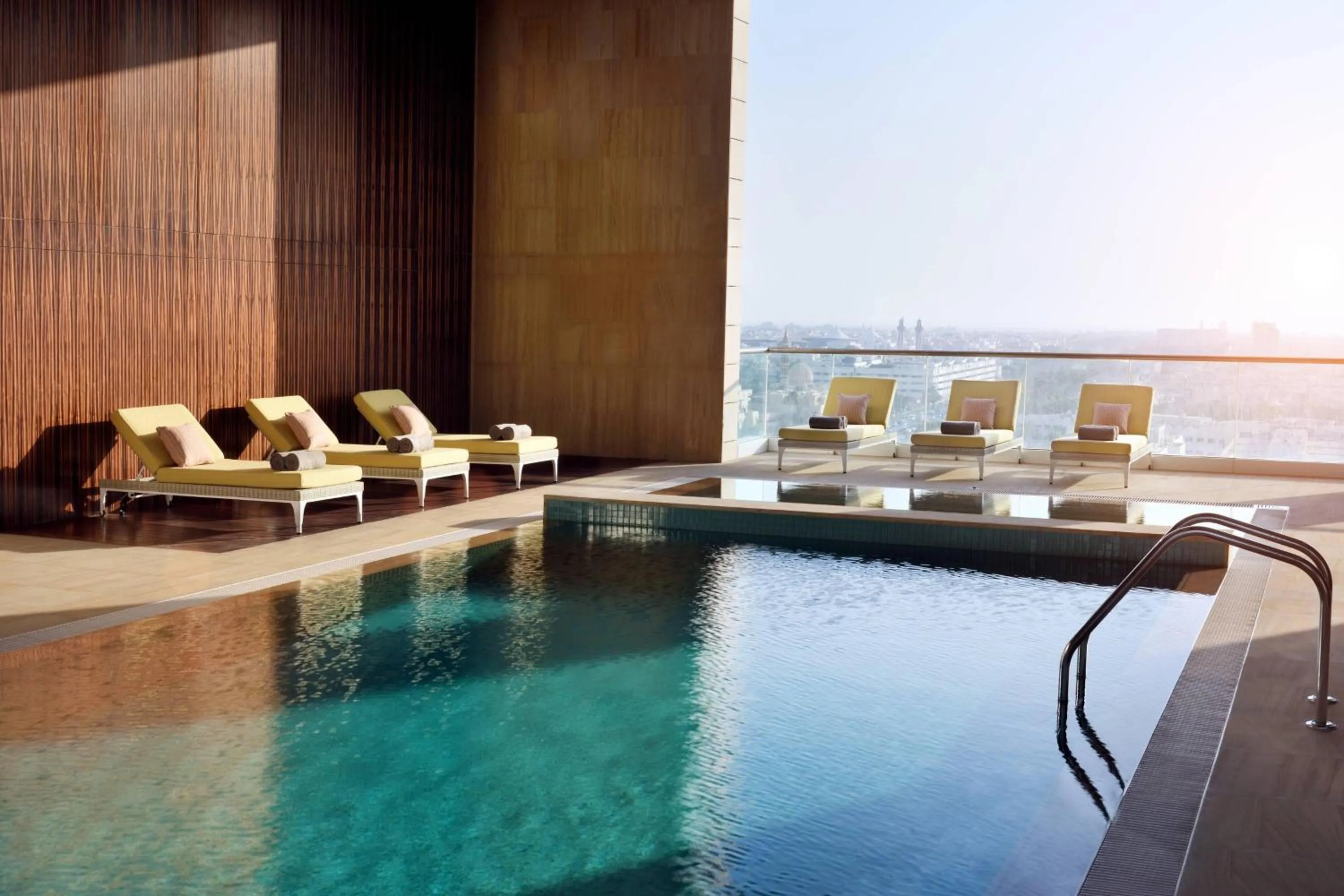 Swimming pool in Marriott Executive Apartments Downtown, Abu Dhabi