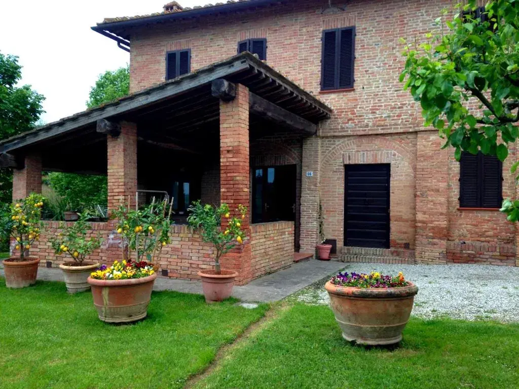 Lovely Tuscan Country House Lovely Tuscan Country House
