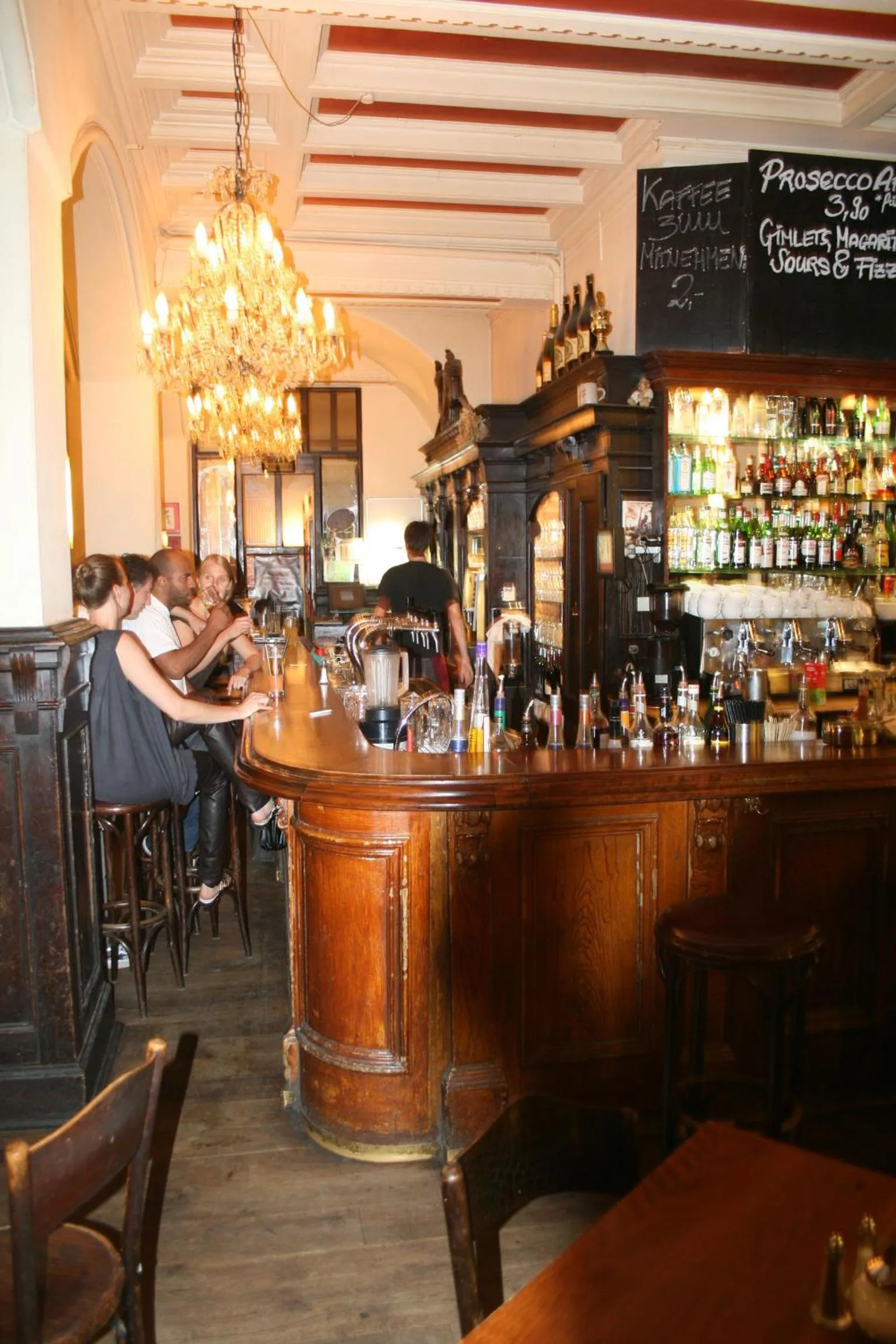 Restaurant/places to eat in Hotel Mariandl