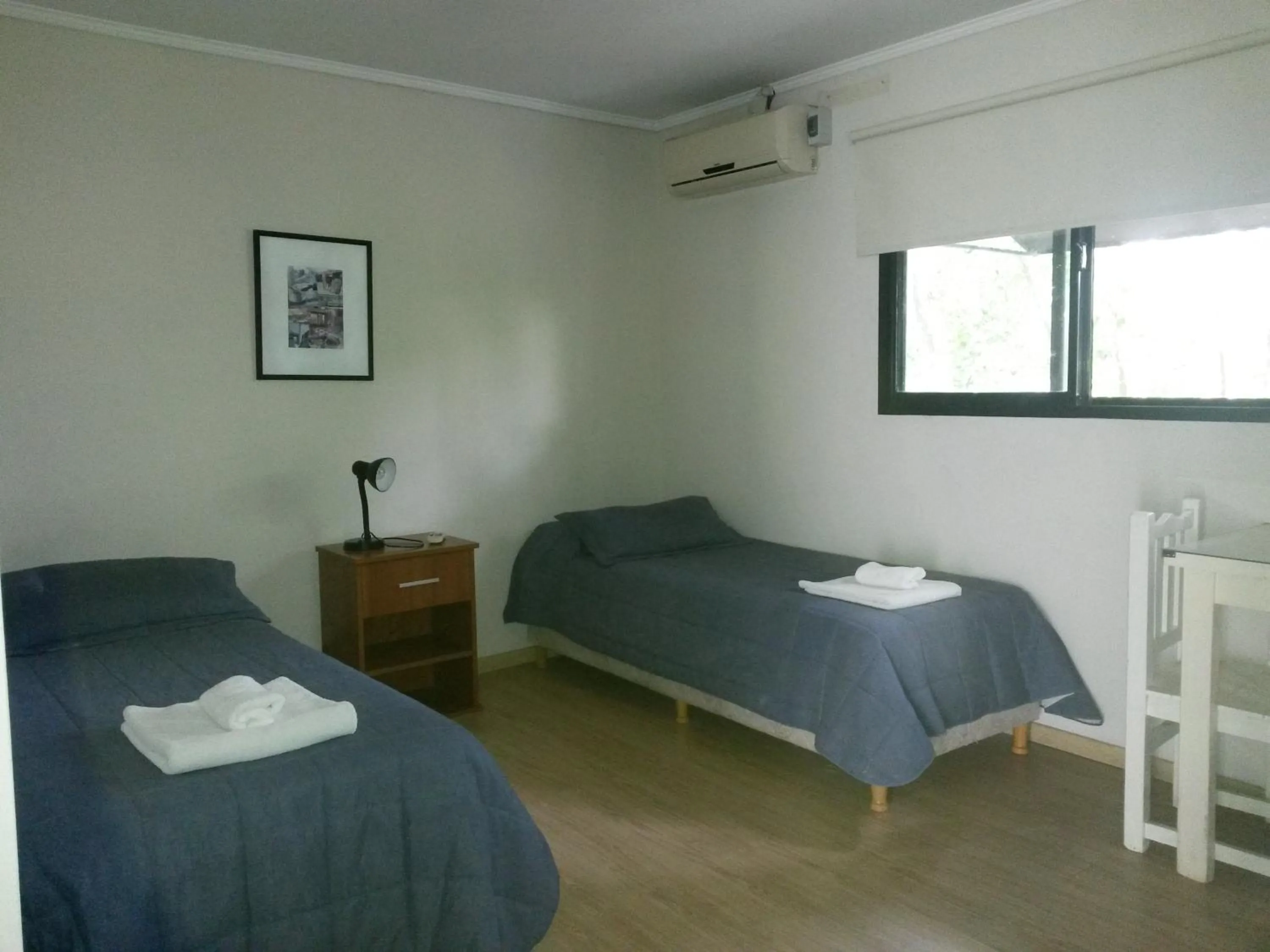 Photo of the whole room, Bed in Kin Hotel