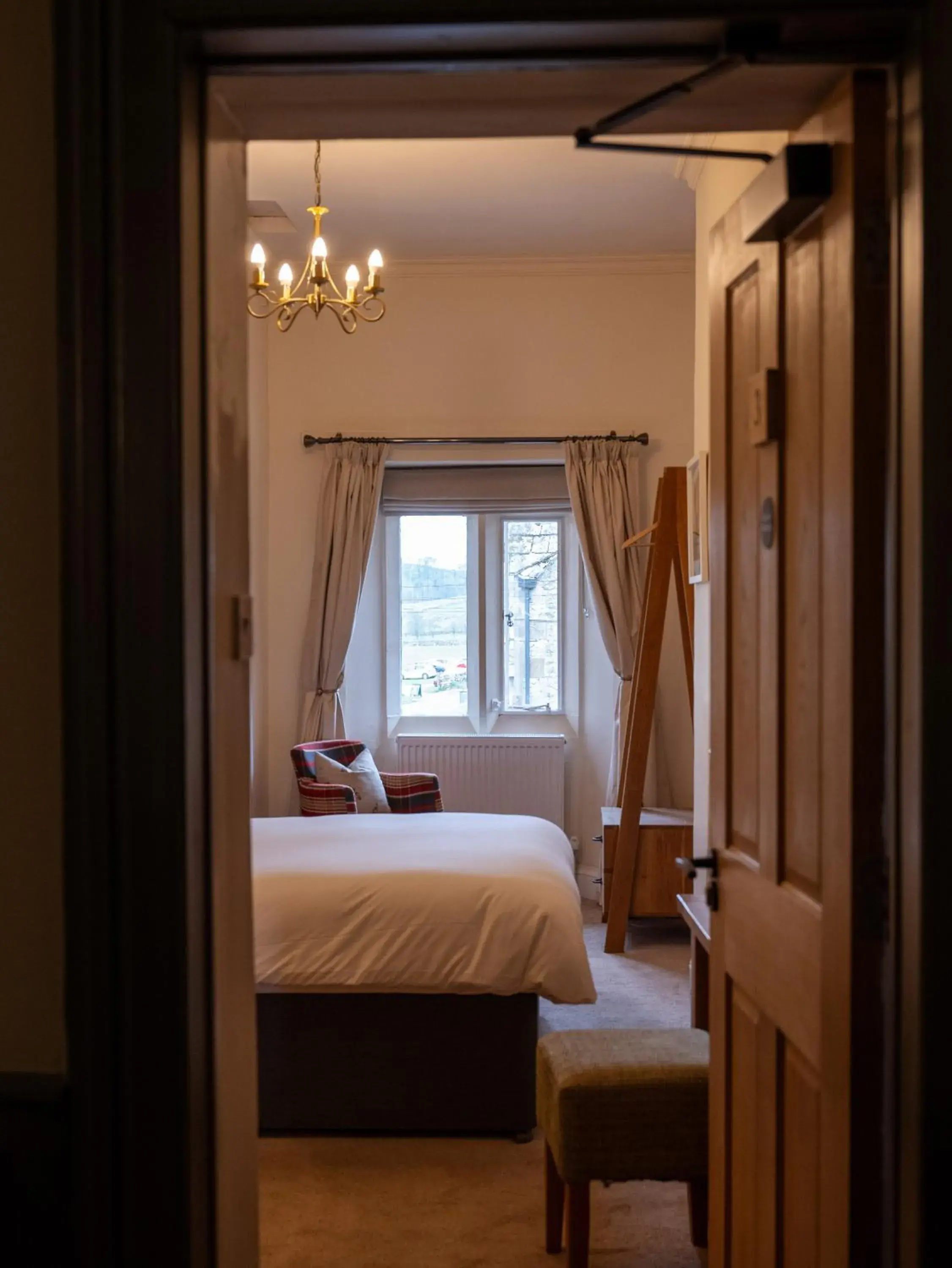 King Room in The Buck Inn, Malham King Room in The Buck Inn, Malham