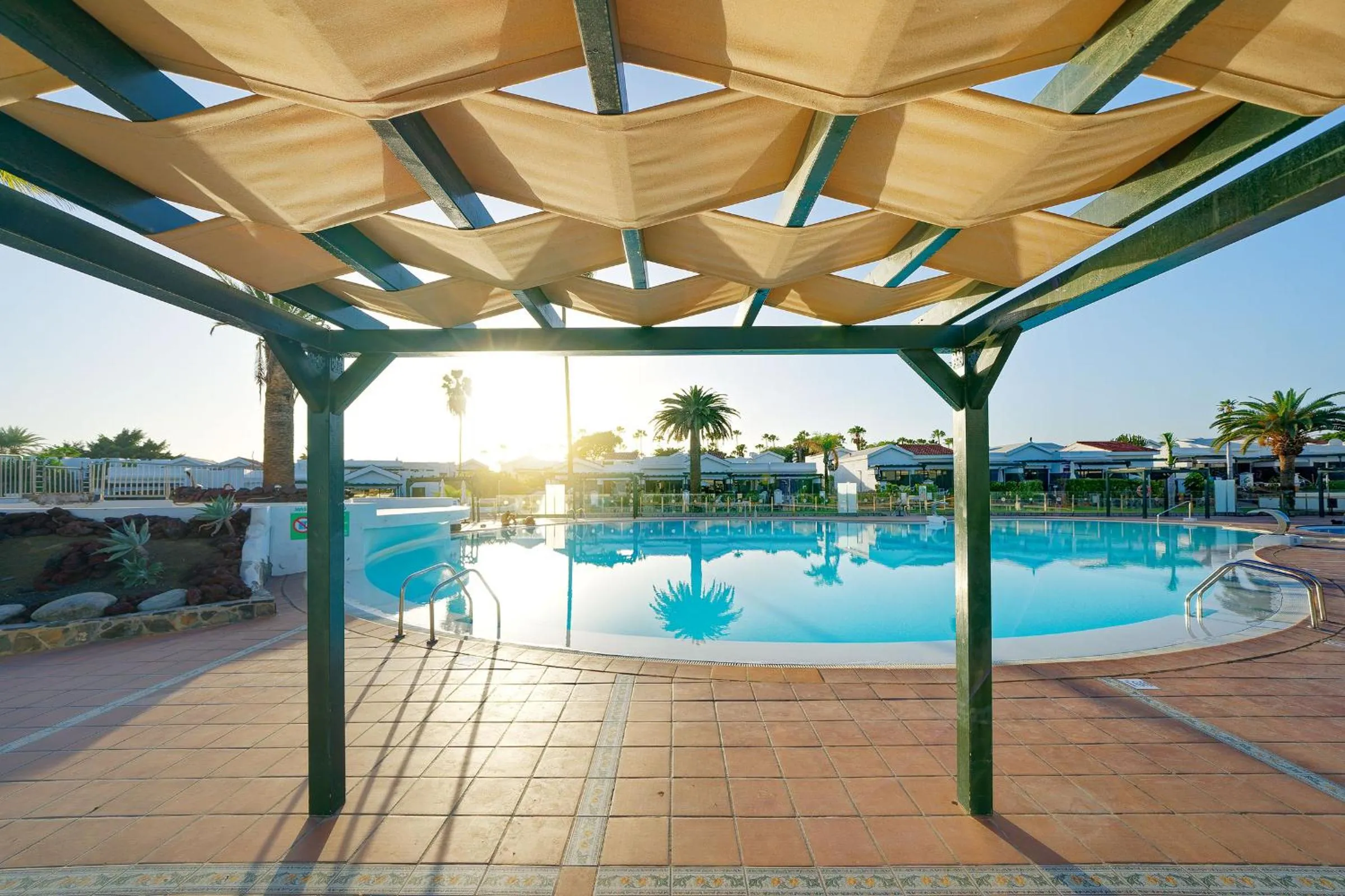 Property building in Maspalomas Lago Canary Sunset