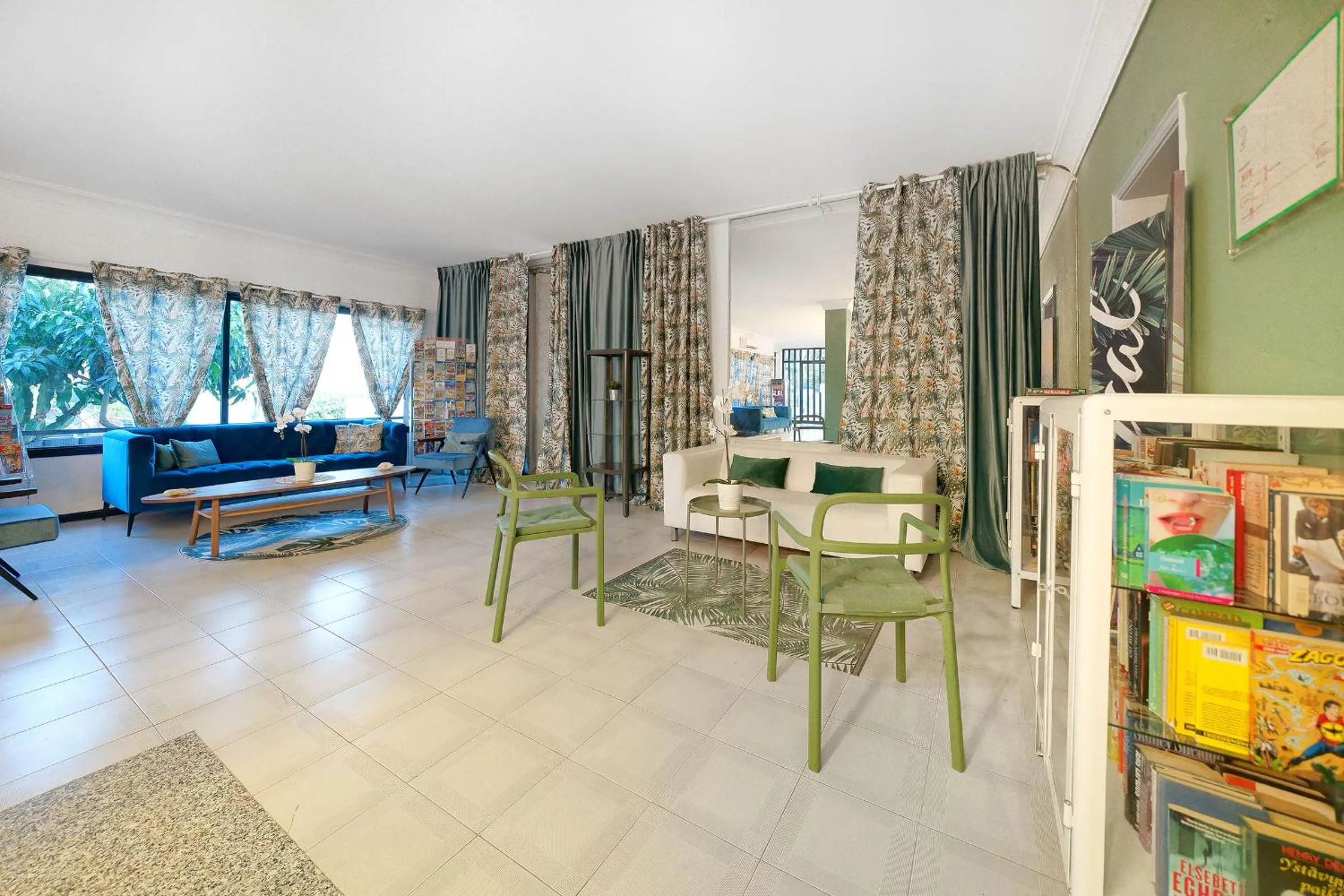 Property building in Maspalomas Lago Canary Sunset