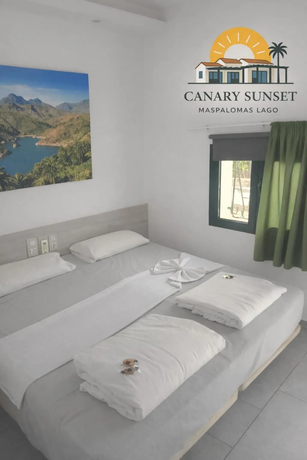 Bed in Maspalomas Lago Canary Sunset