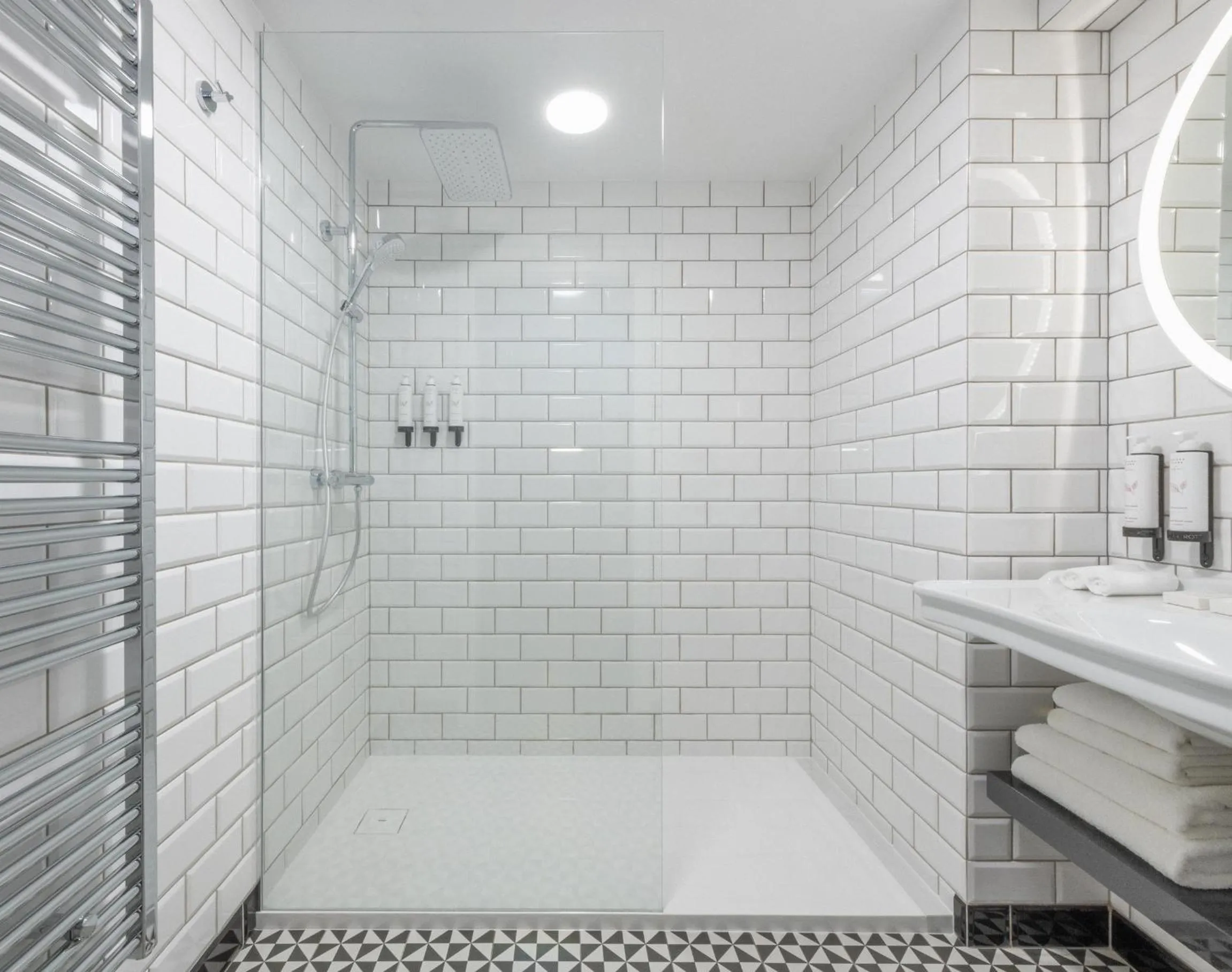 Shower in Mamma´s Boutique Hotel