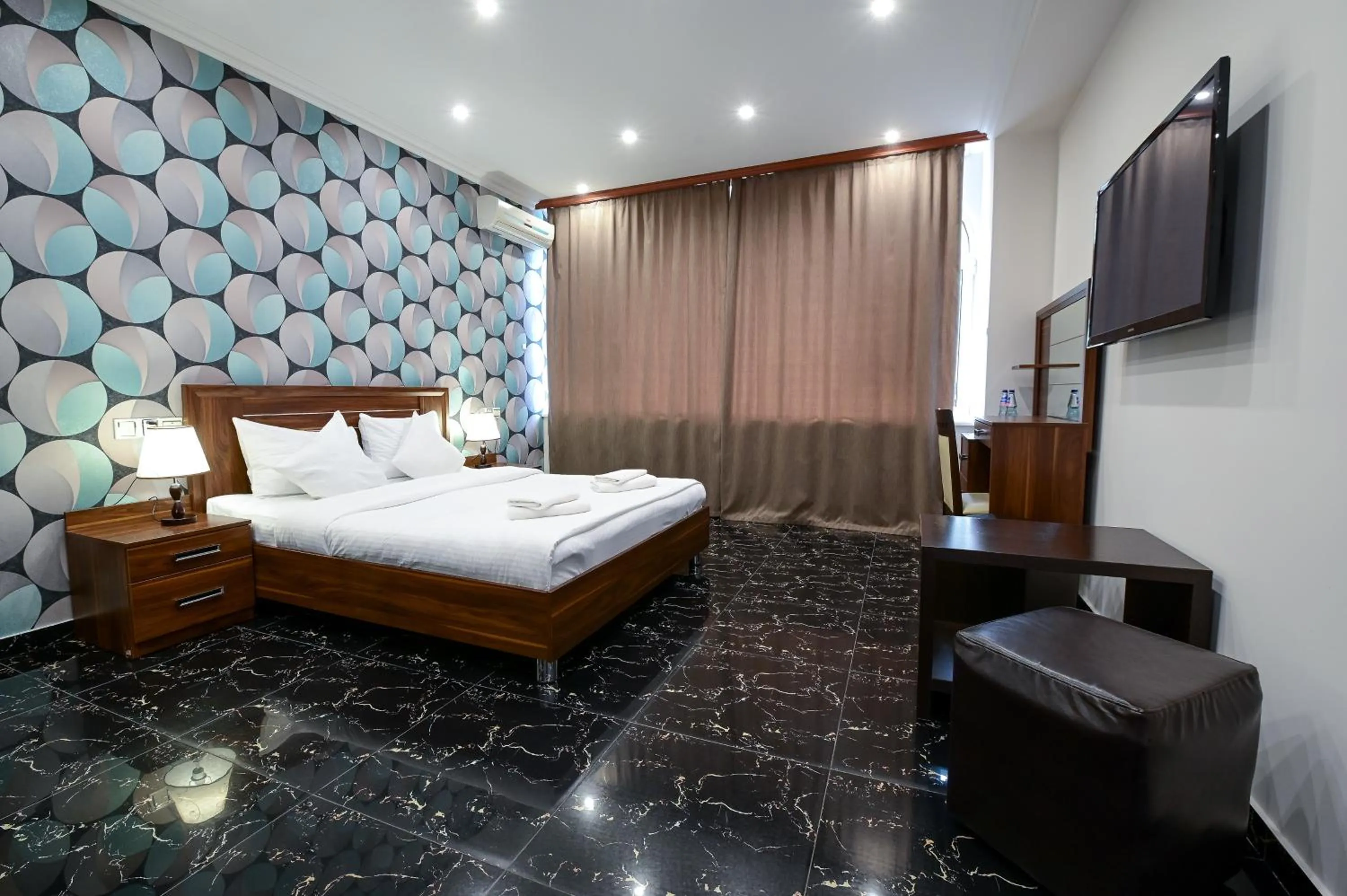 Bed in Mia Casa Hotel Yerevan