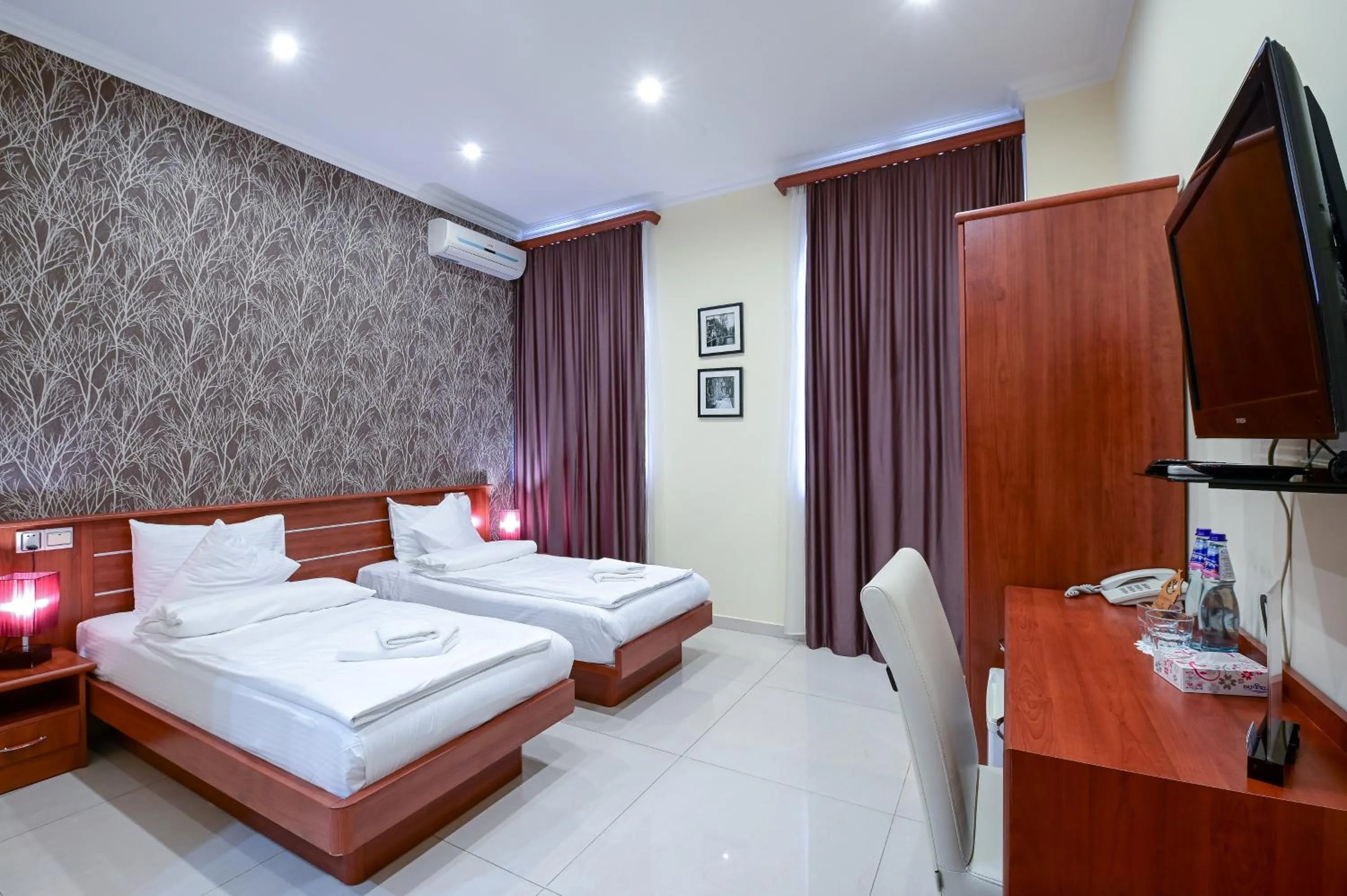 Bed in Mia Casa Hotel Yerevan