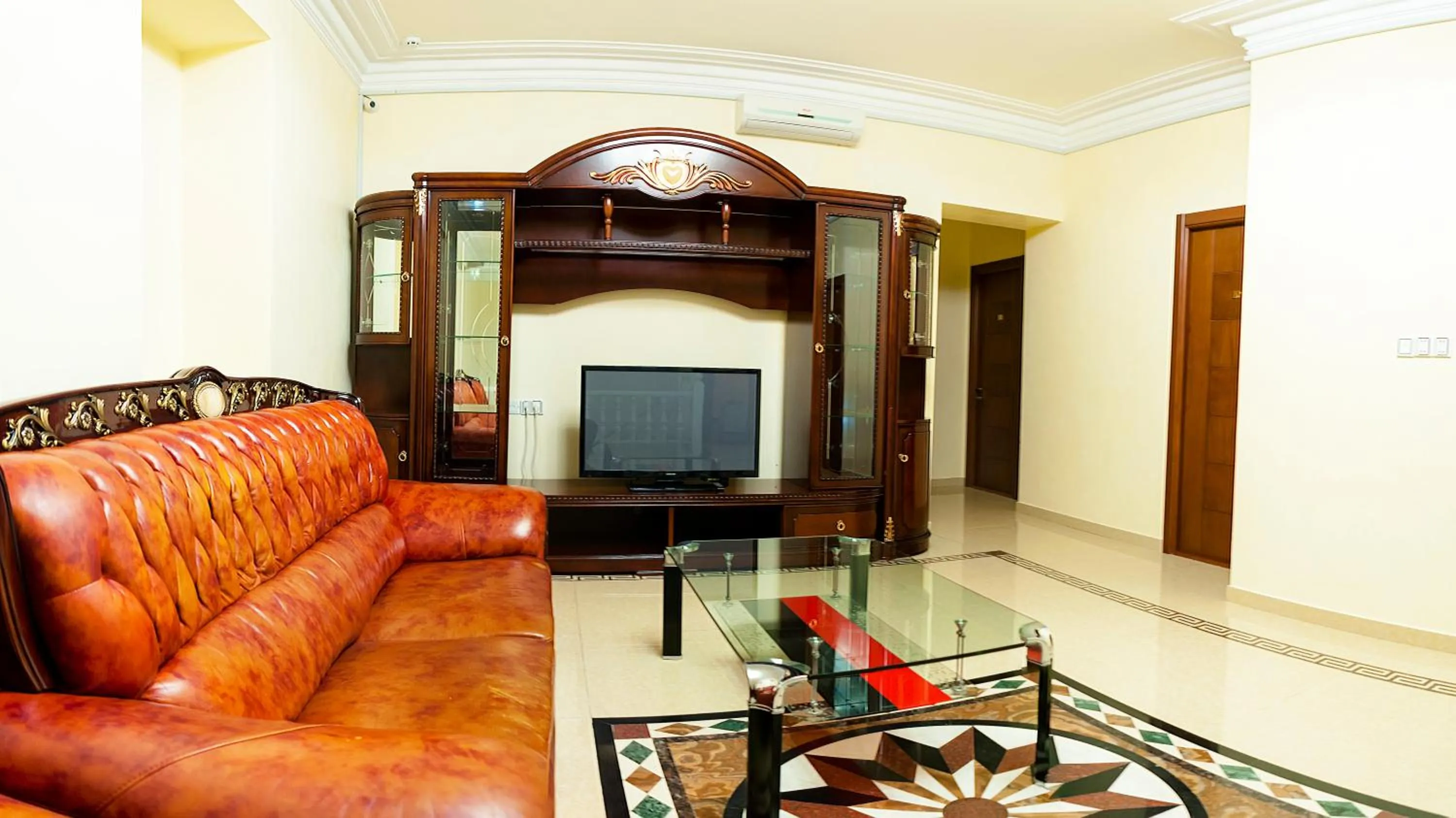 Shower in Mia Casa Hotel Yerevan