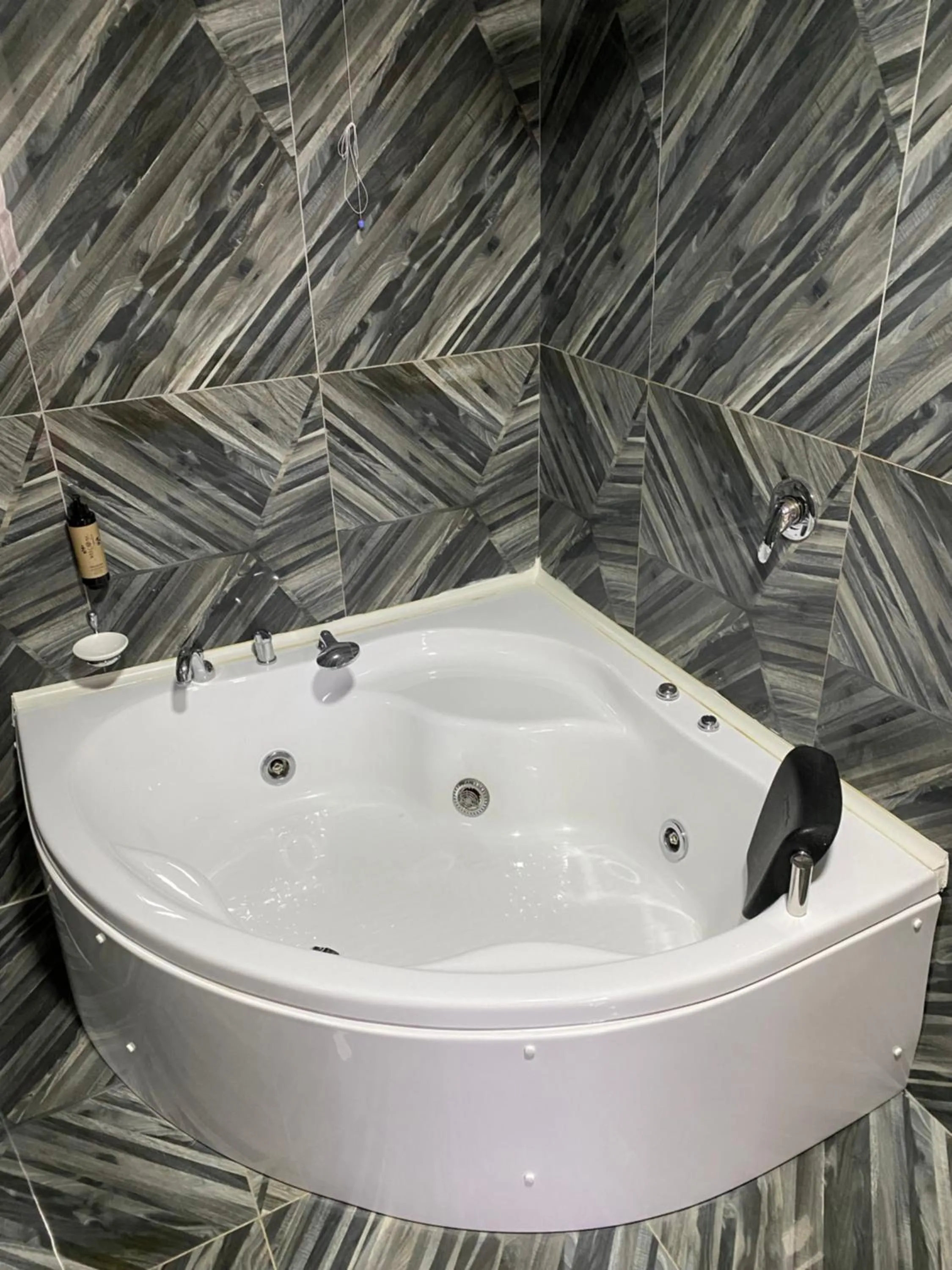 Hot Tub in Rozafa Hotel