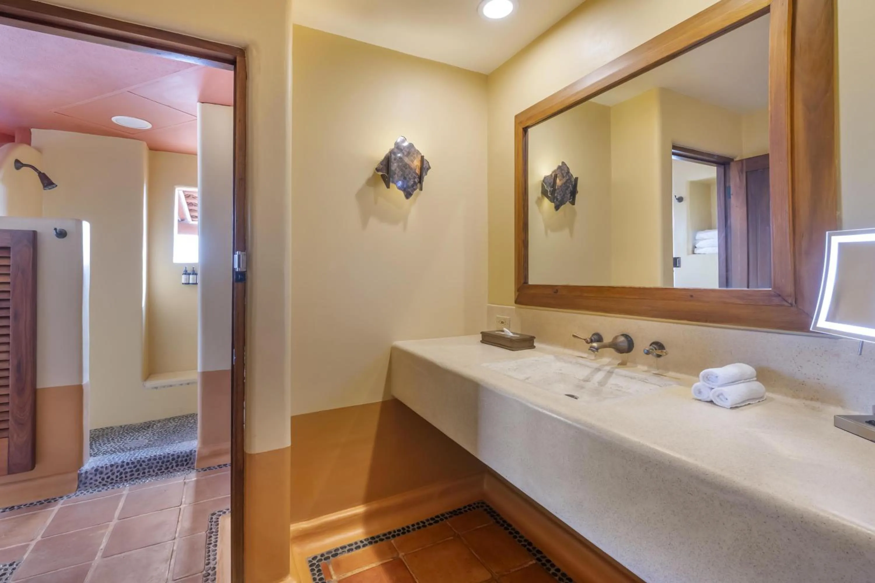 Bathroom in Hilton Grand Vacations Club Zihuatanejo