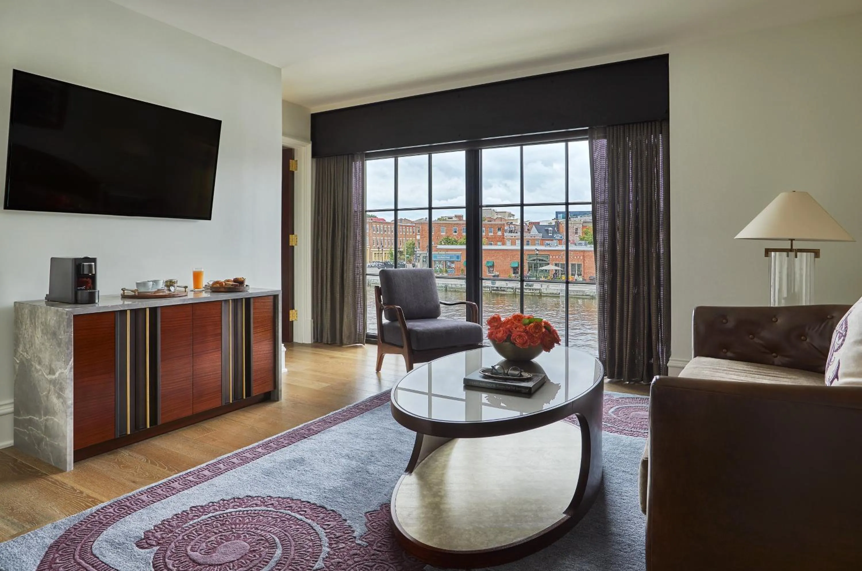 Living room in Pendry Baltimore