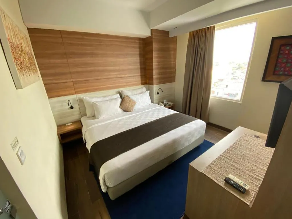 Bedroom, Bed in Khas Hotel Pekalongan