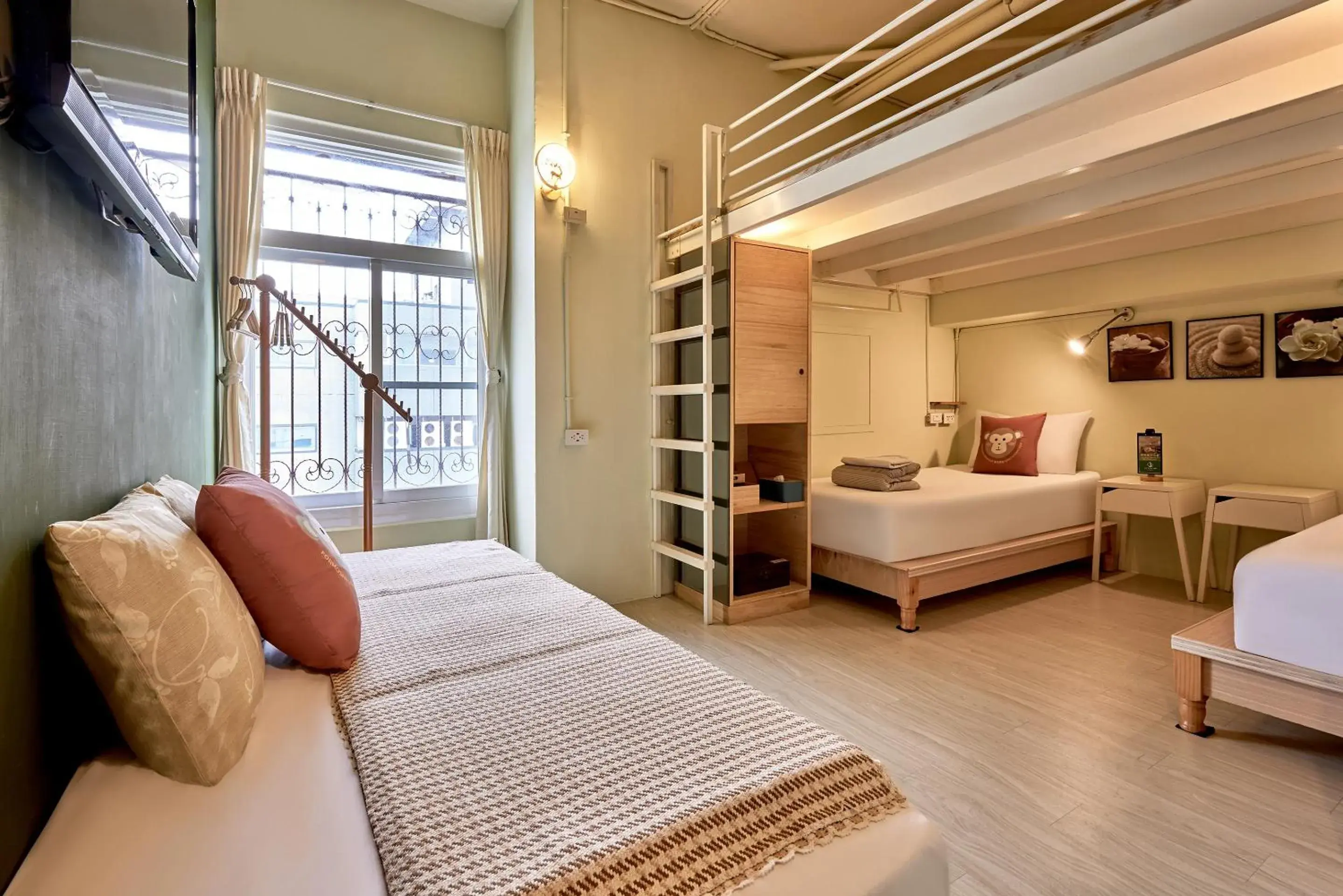 Photo of the whole room, Bed in 安蘭居旅店 An Lan Jie Hotel Photo of the whole room, Bed in 安蘭居旅店 An Lan Jie Hotel