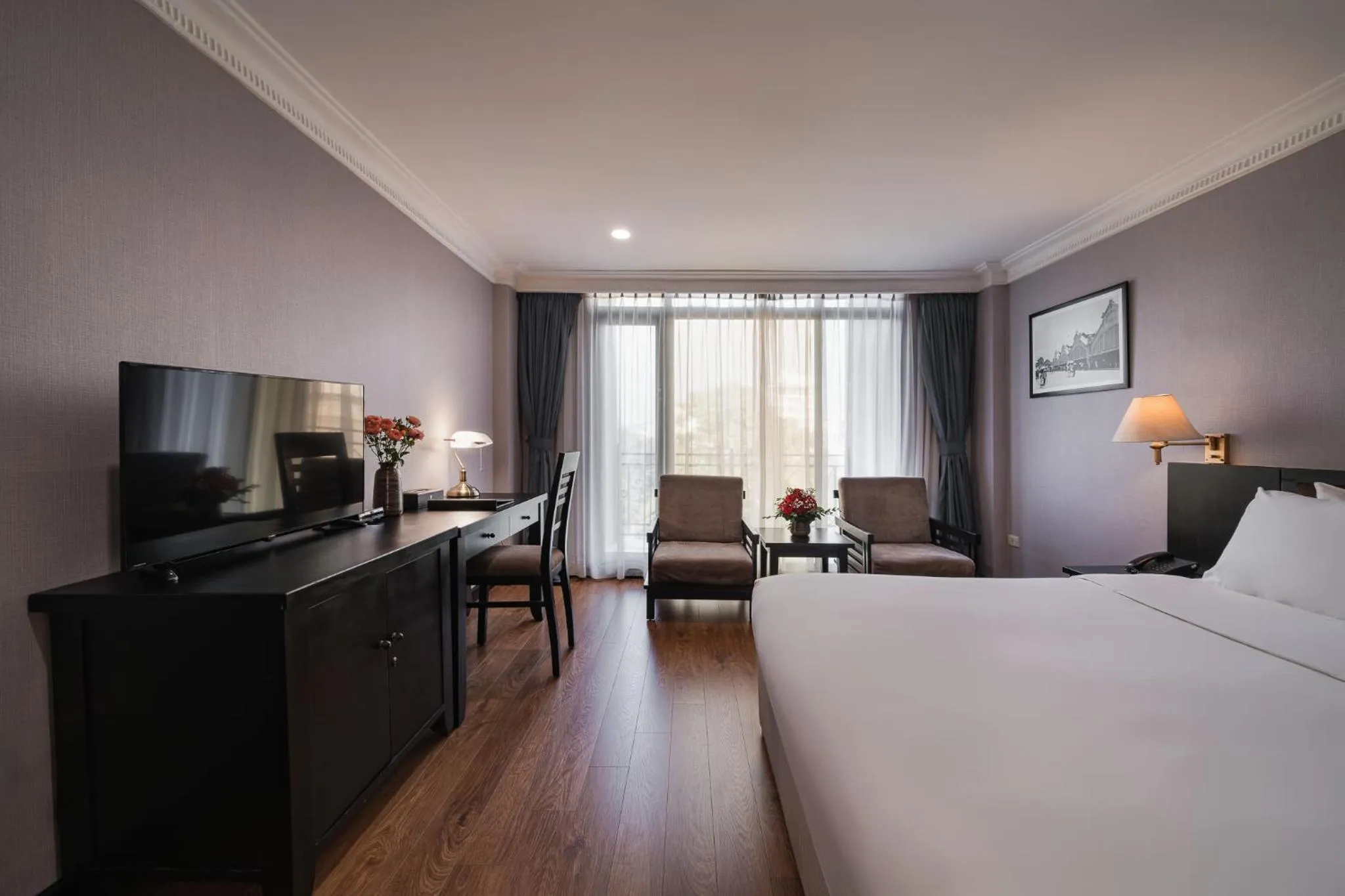 room service, Bed in La Passion Classic Hotel