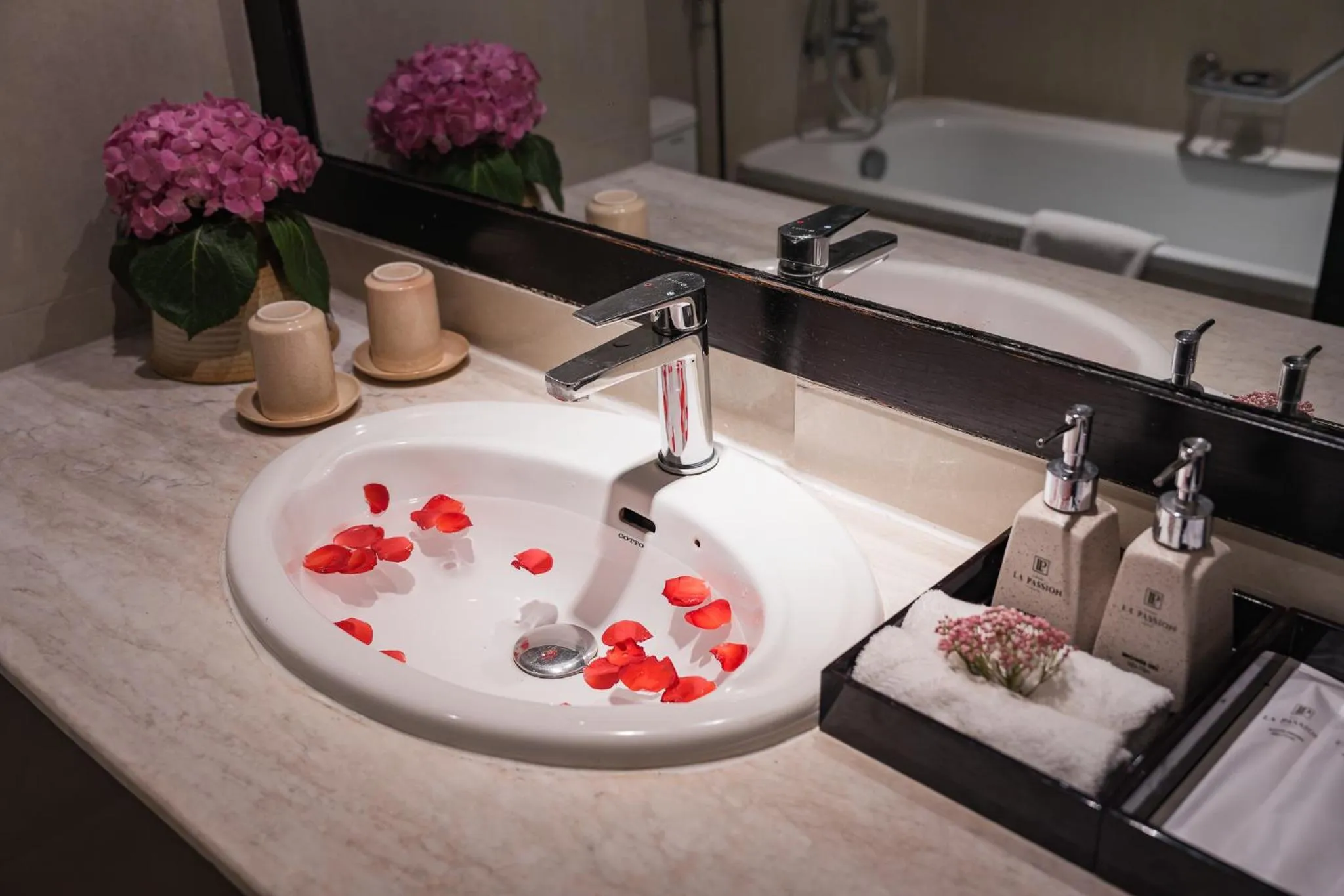 Bathroom in La Passion Classic Hotel