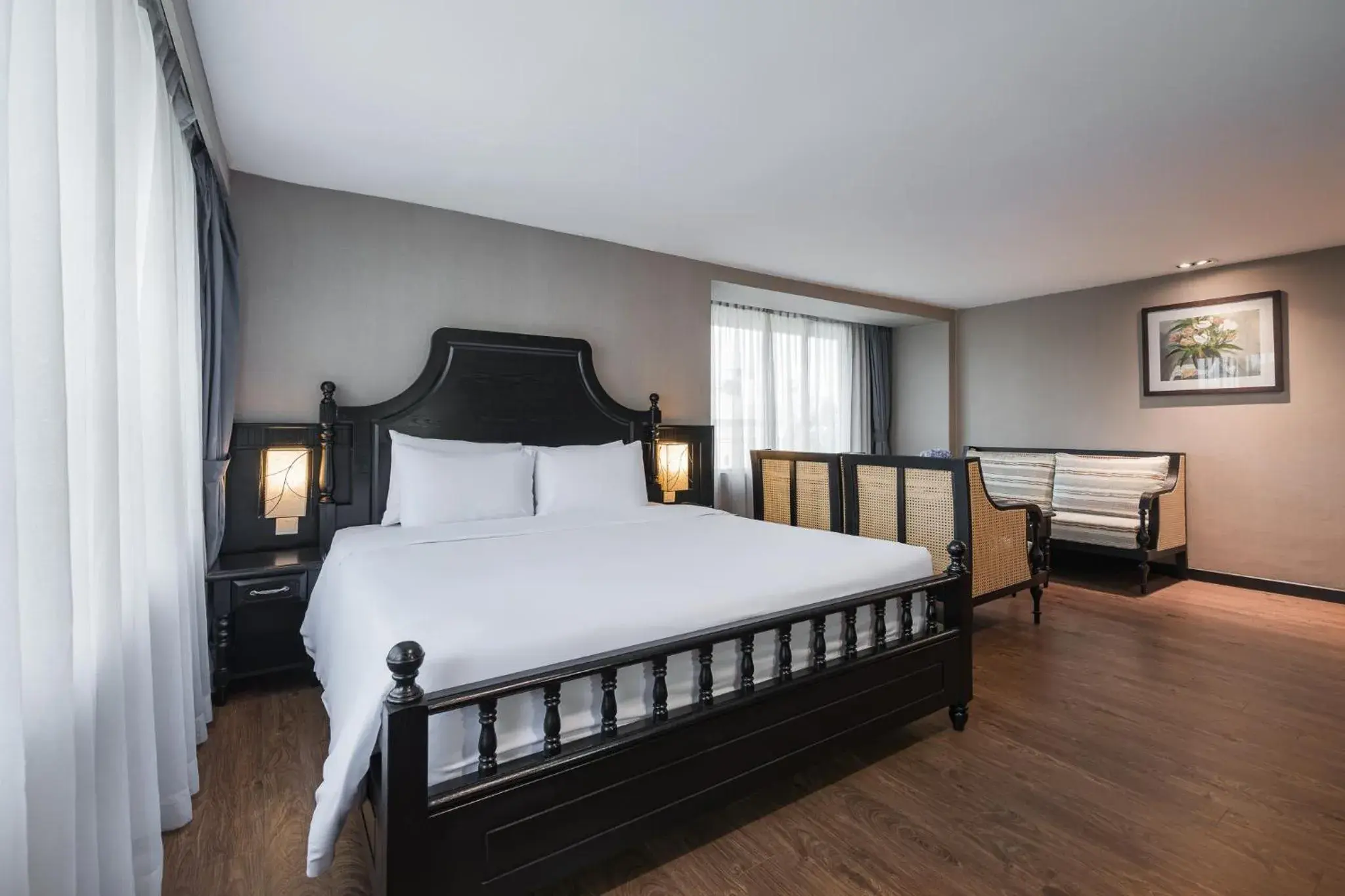 room service, Bed in La Passion Classic Hotel room service, Bed in La Passion Classic Hotel