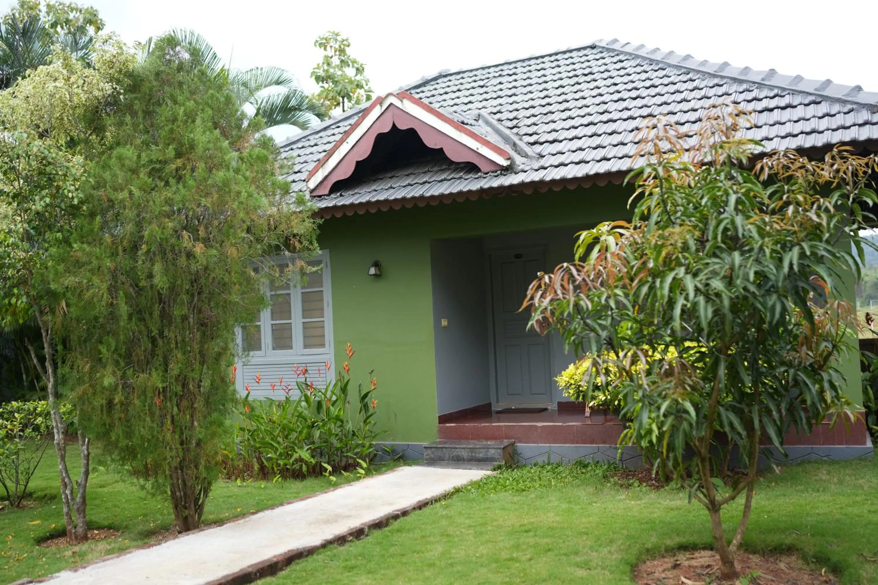 Facade/entrance in Palm Era Resorts