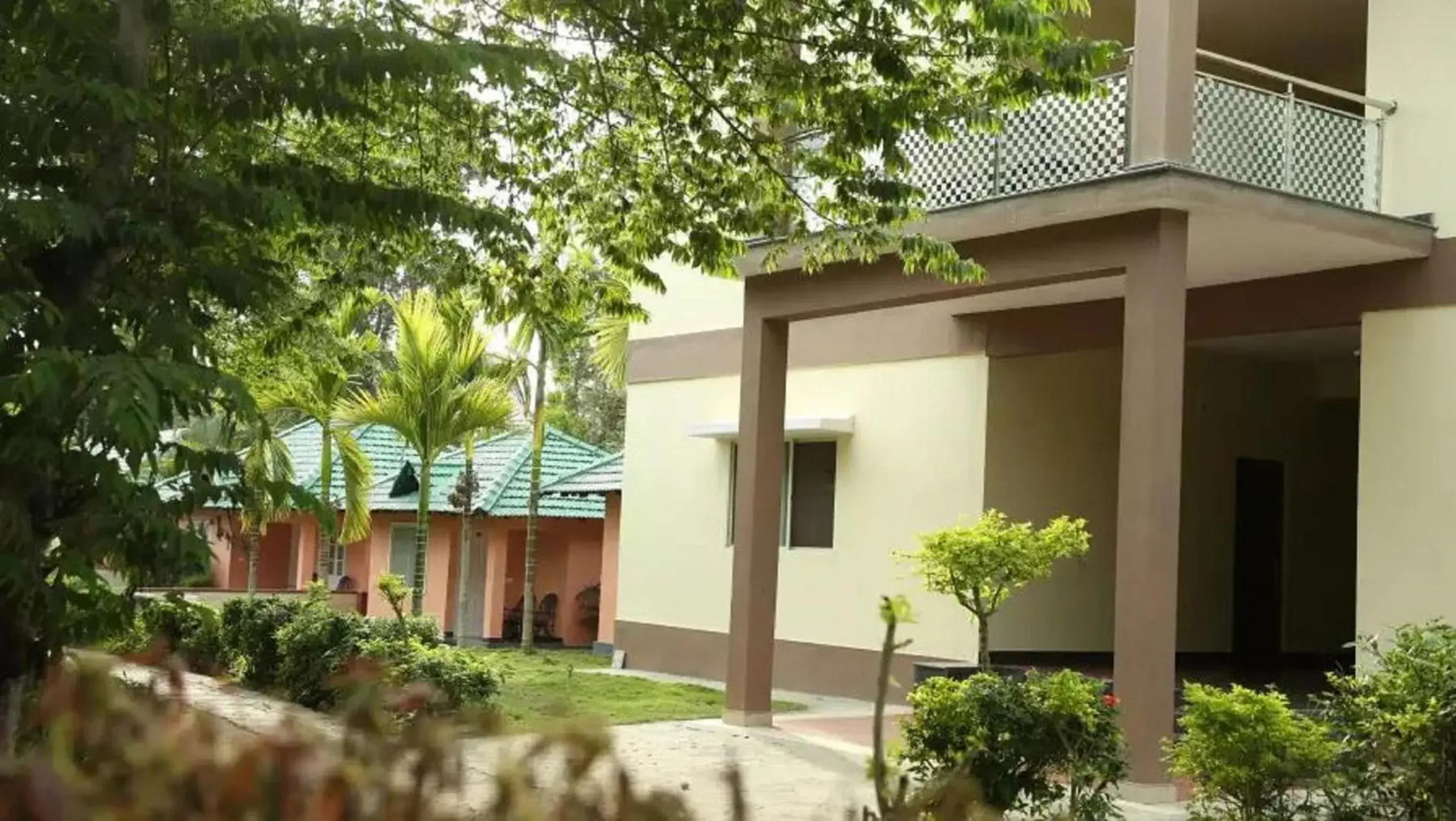 Property building in Palm Era Resorts Property building in Palm Era Resorts