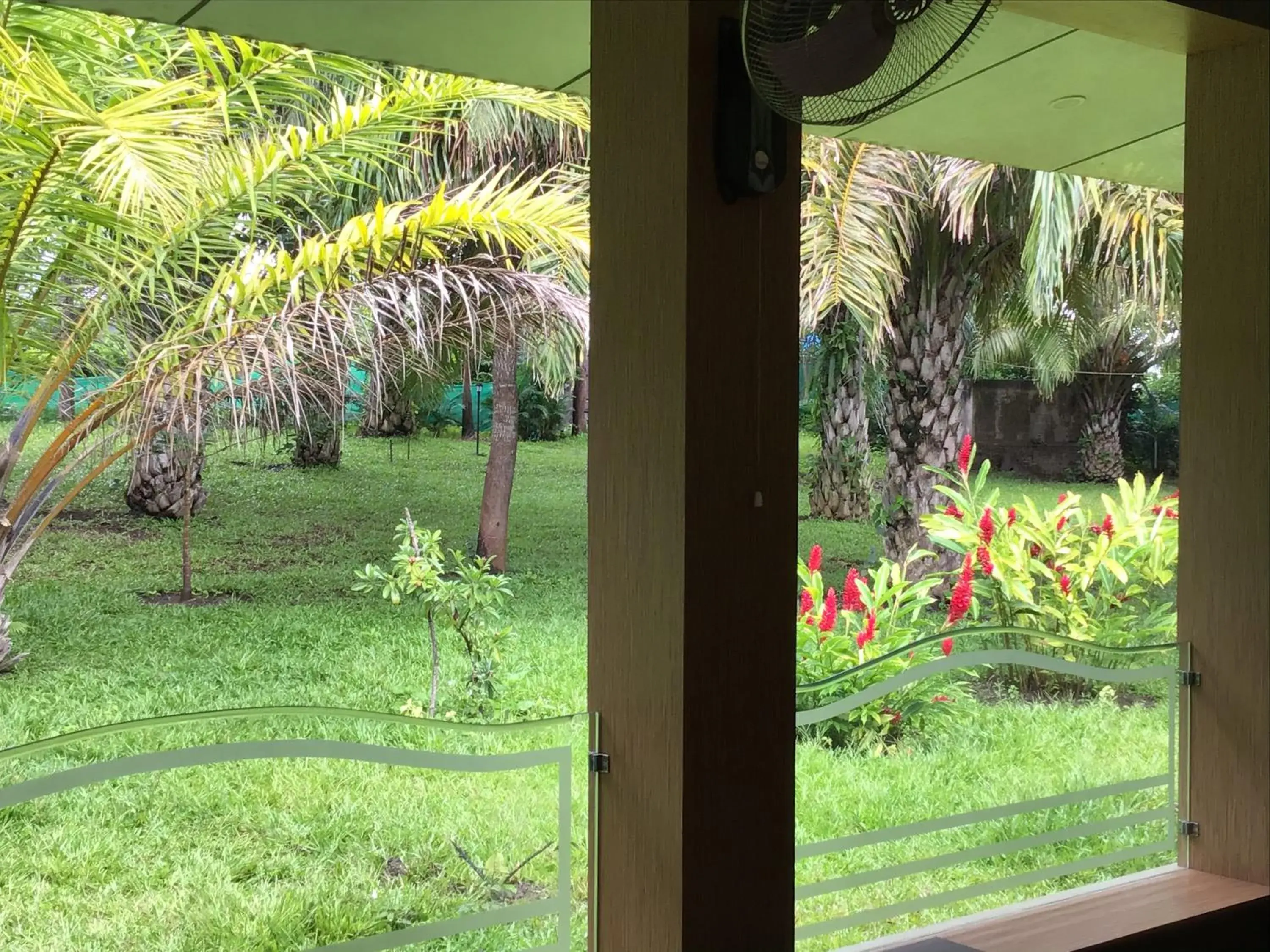 Restaurant/places to eat in Palm Era Resorts Restaurant/places to eat in Palm Era Resorts