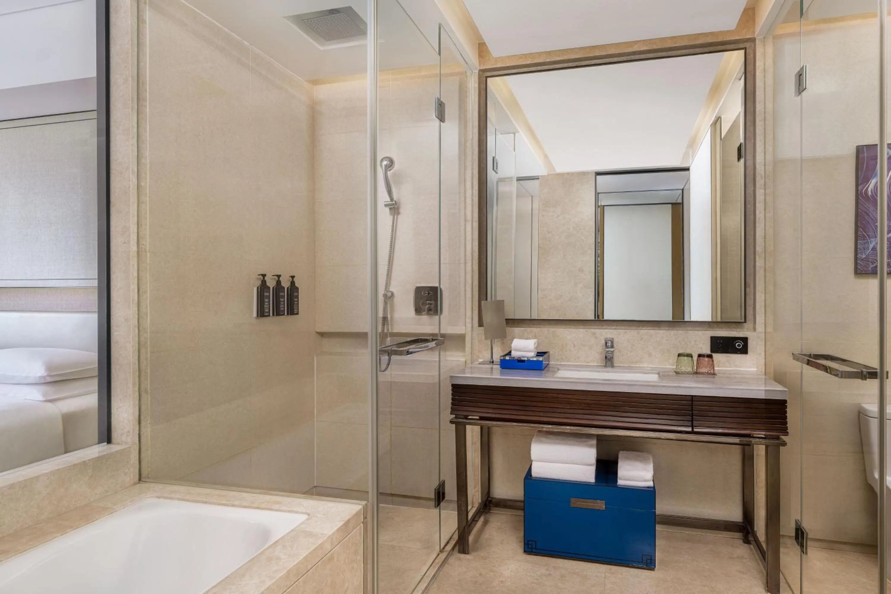 Bathroom in Sheraton Zibo Hotel