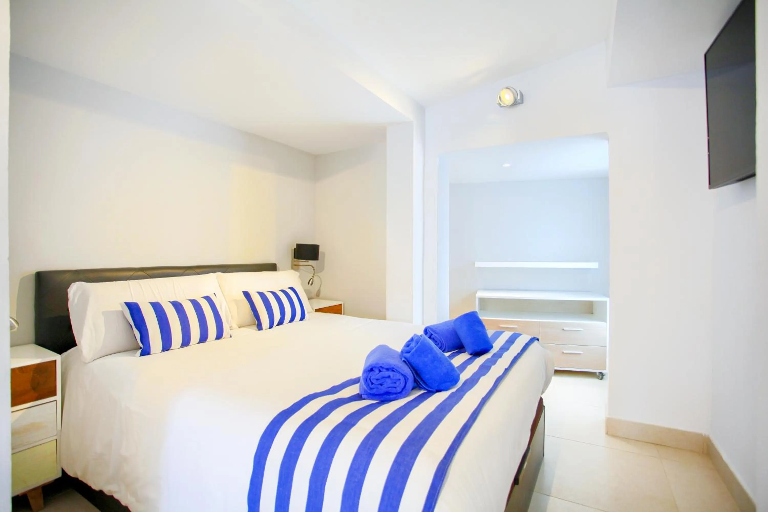 Bedroom, Bed in Neptuno Bungalows - Adults Only