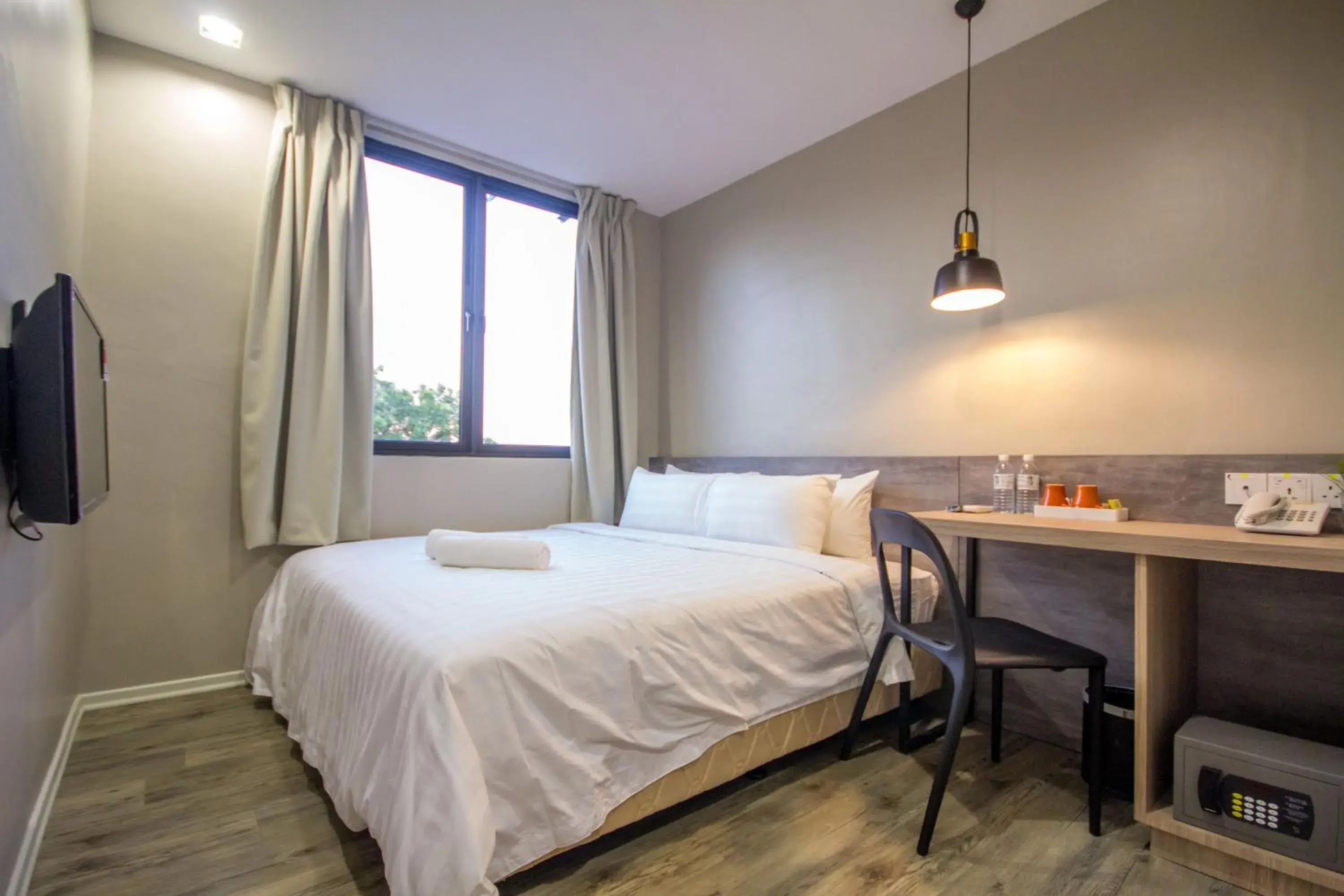 Bedroom, Bed in Chariton Hotel Alma Bedroom, Bed in Chariton Hotel Alma