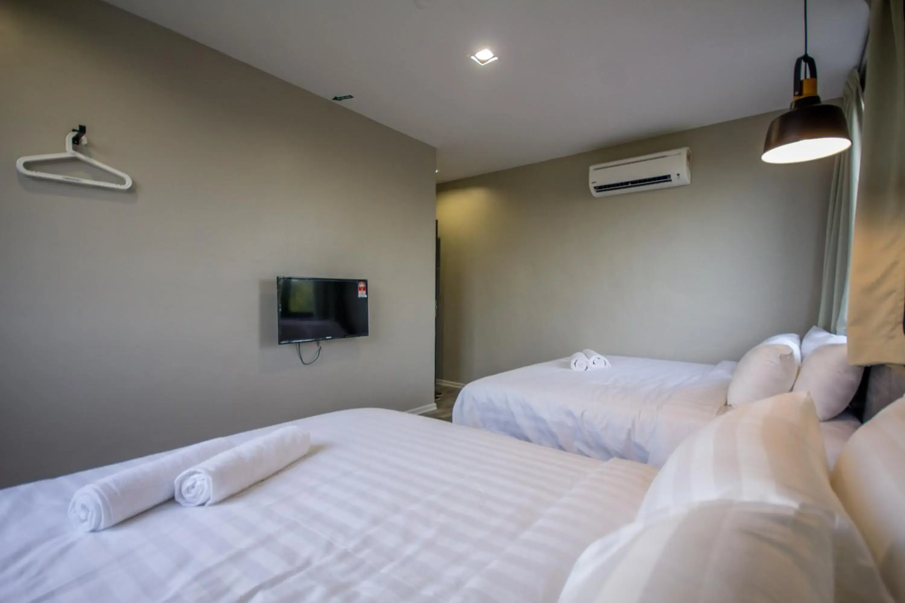 Bedroom, Bed in Chariton Hotel Alma Bedroom, Bed in Chariton Hotel Alma