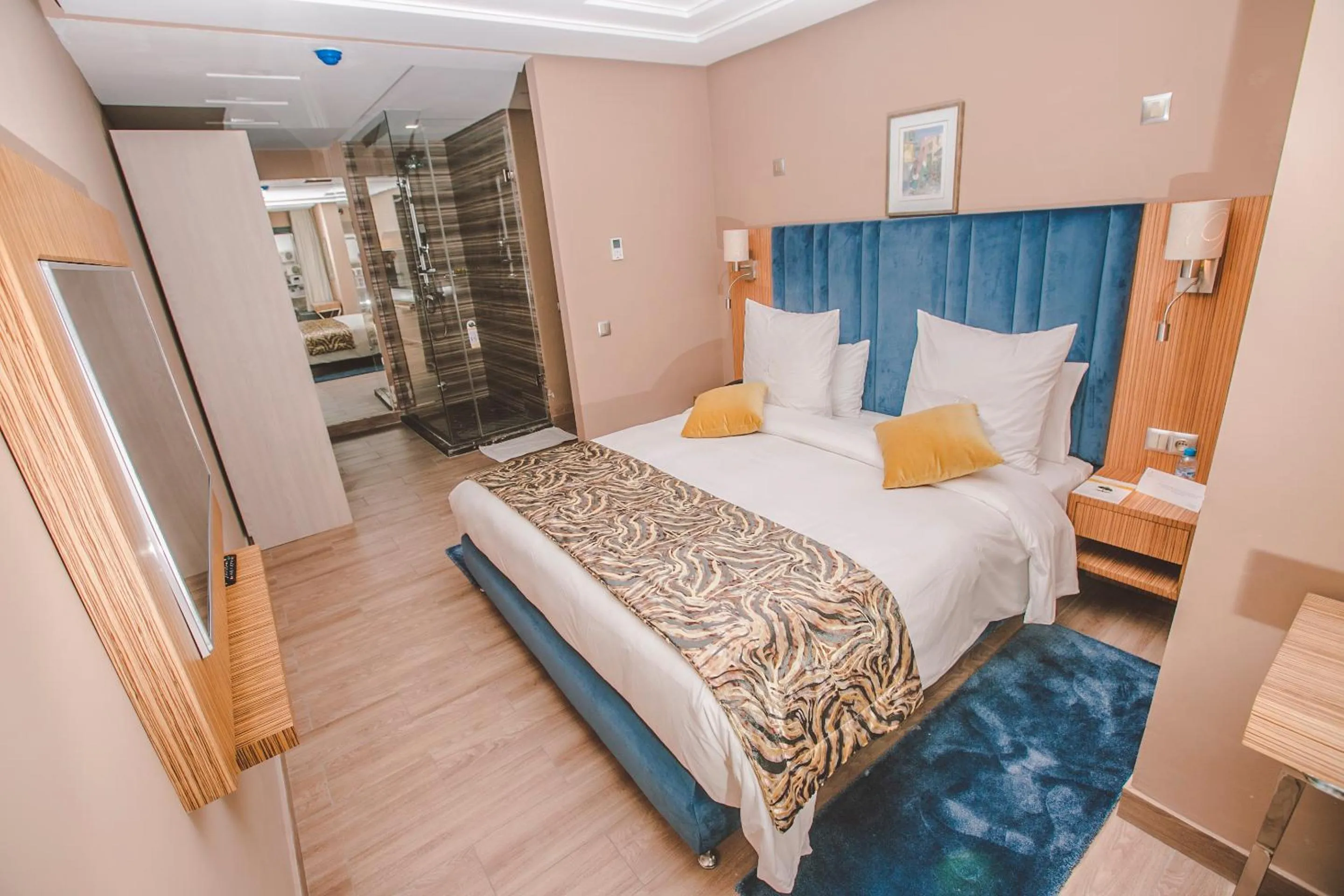 Bedroom, Bed in Hôtel Down Town Maarif