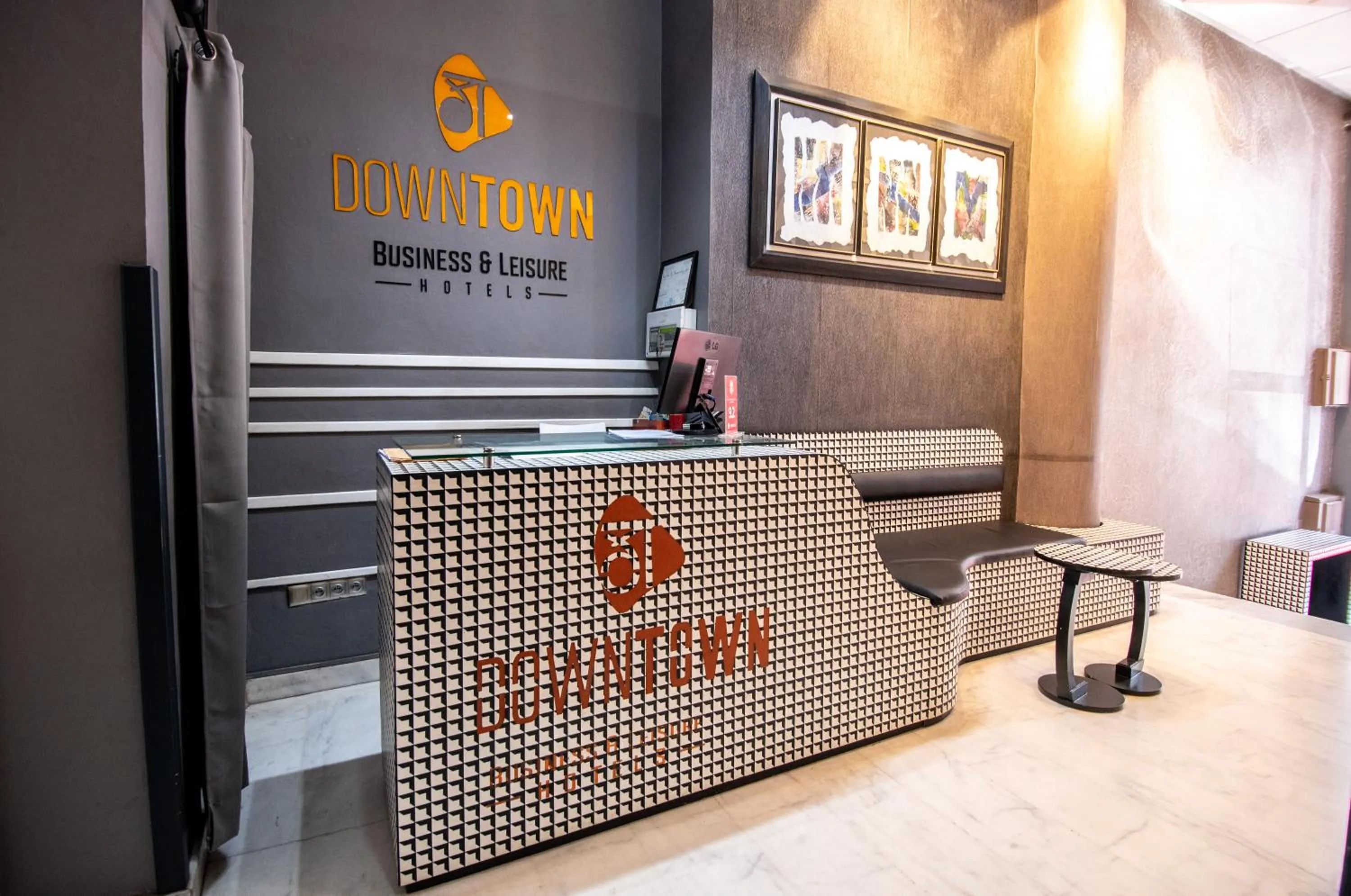 Logo/Certificate/Sign in DownTown Hotel Maârif Casablanca By TSA