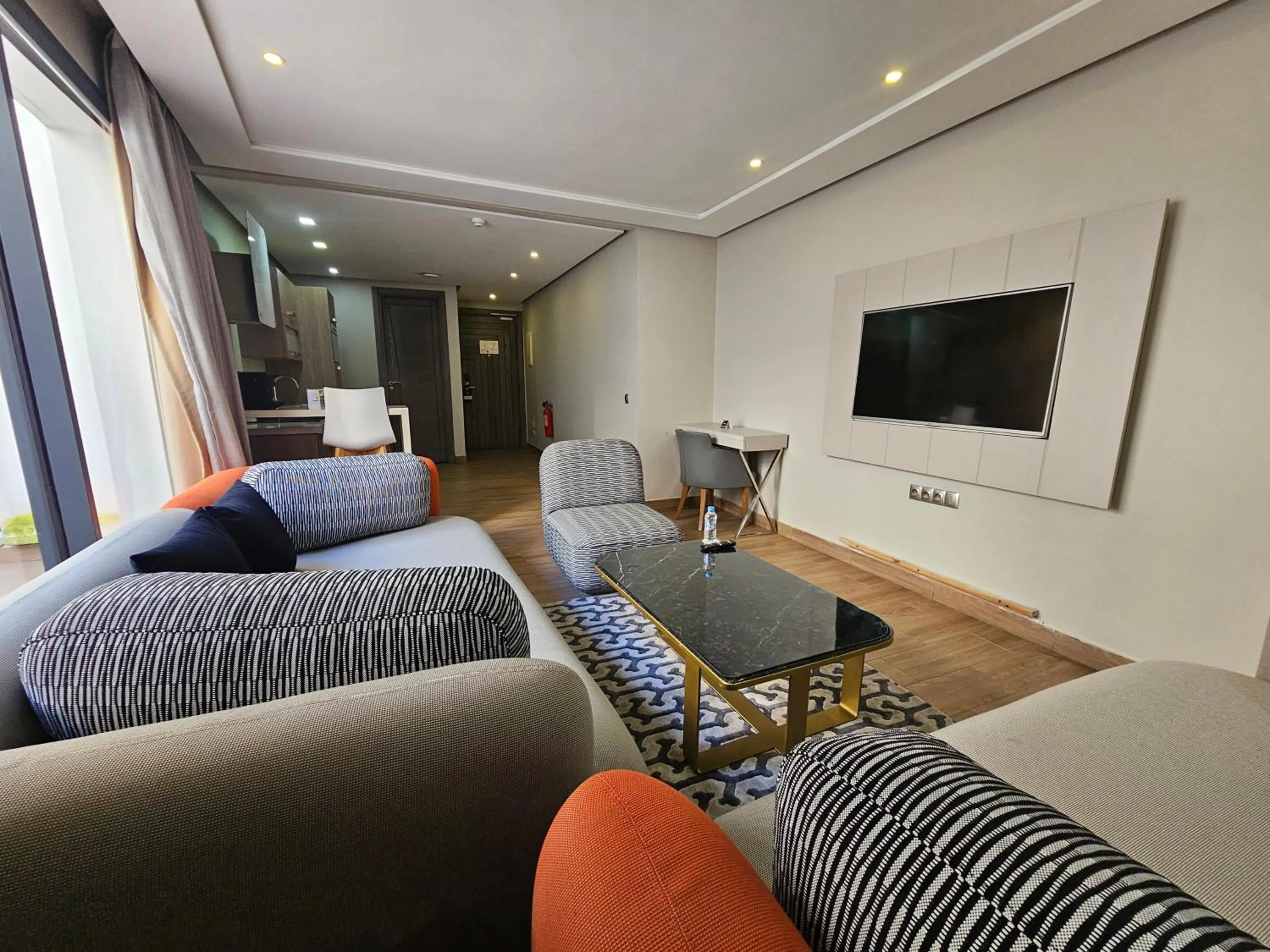 Living room in DownTown Hotel Maârif Casablanca By TSA