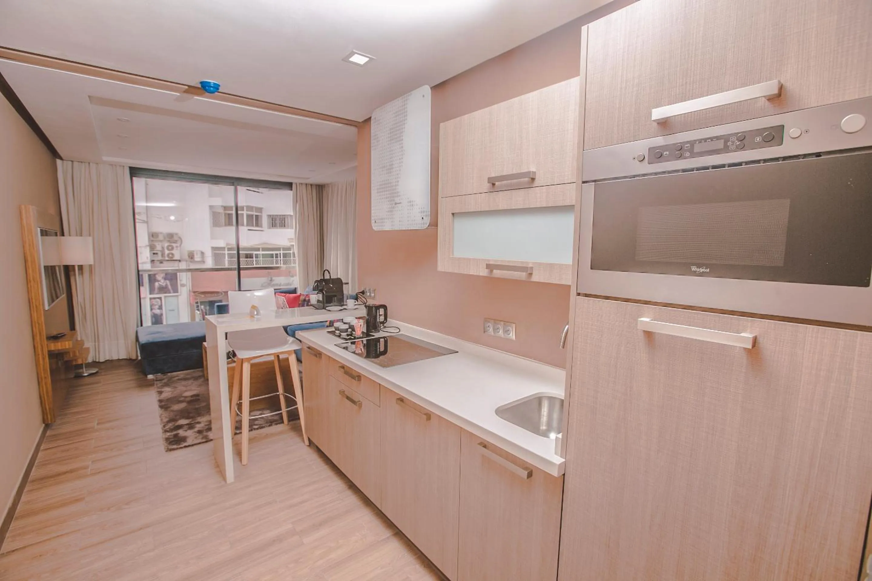 Coffee/tea facilities in Hôtel Down Town Maarif