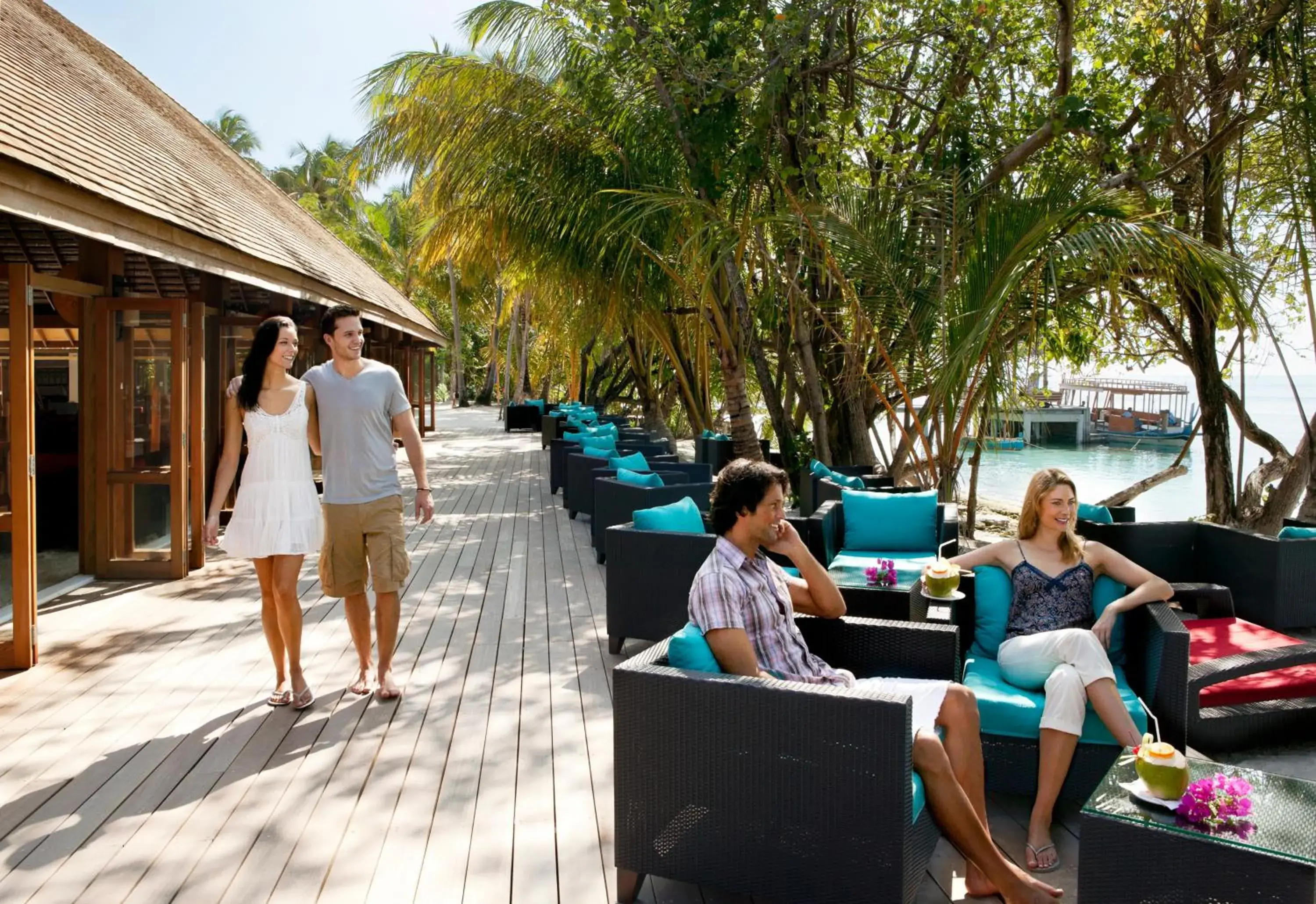 Lounge or bar in Vilamendhoo Island Resort & Spa Lounge or bar in Vilamendhoo Island Resort & Spa
