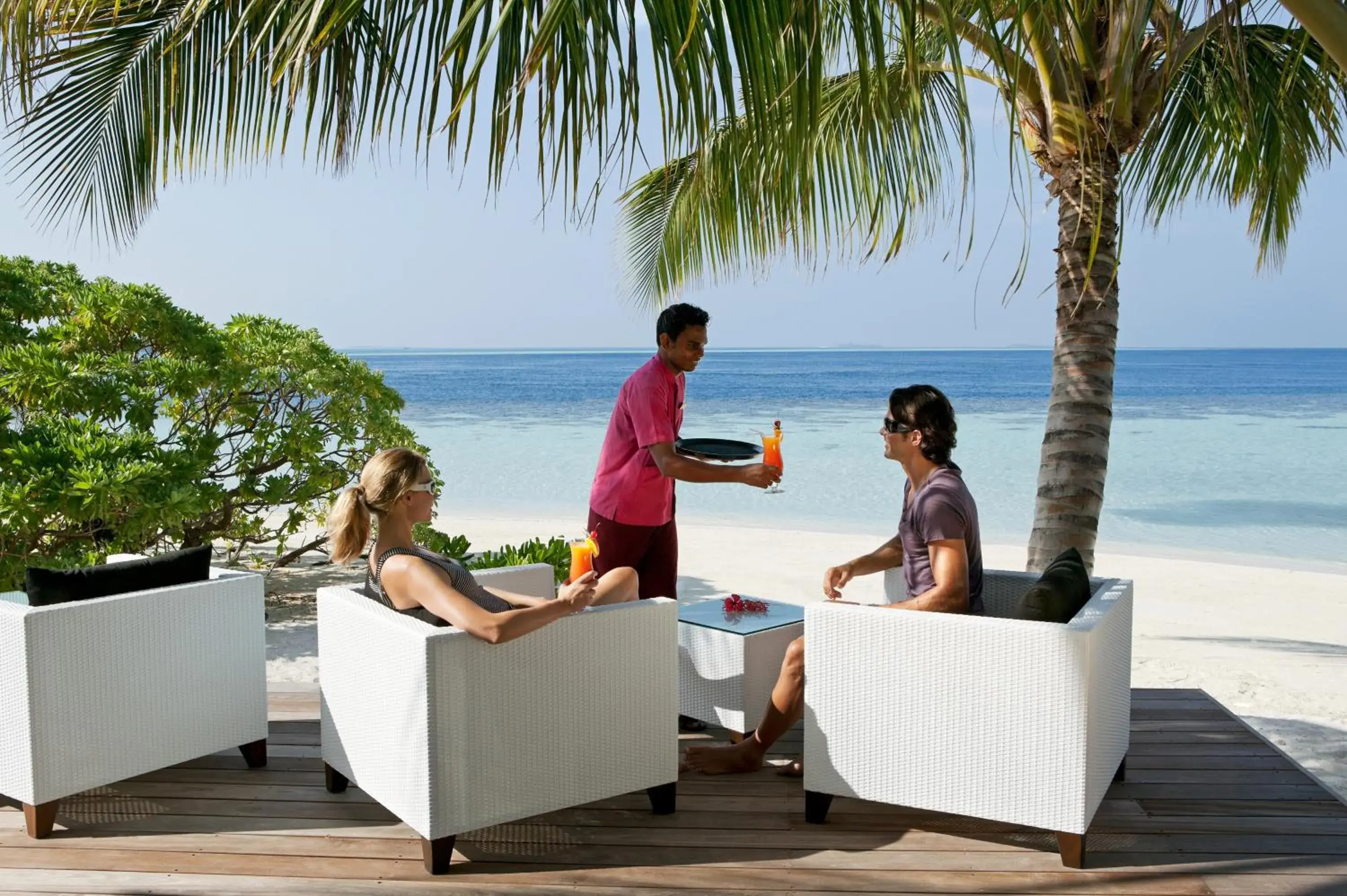 Lounge or bar in Vilamendhoo Island Resort & Spa Lounge or bar in Vilamendhoo Island Resort & Spa