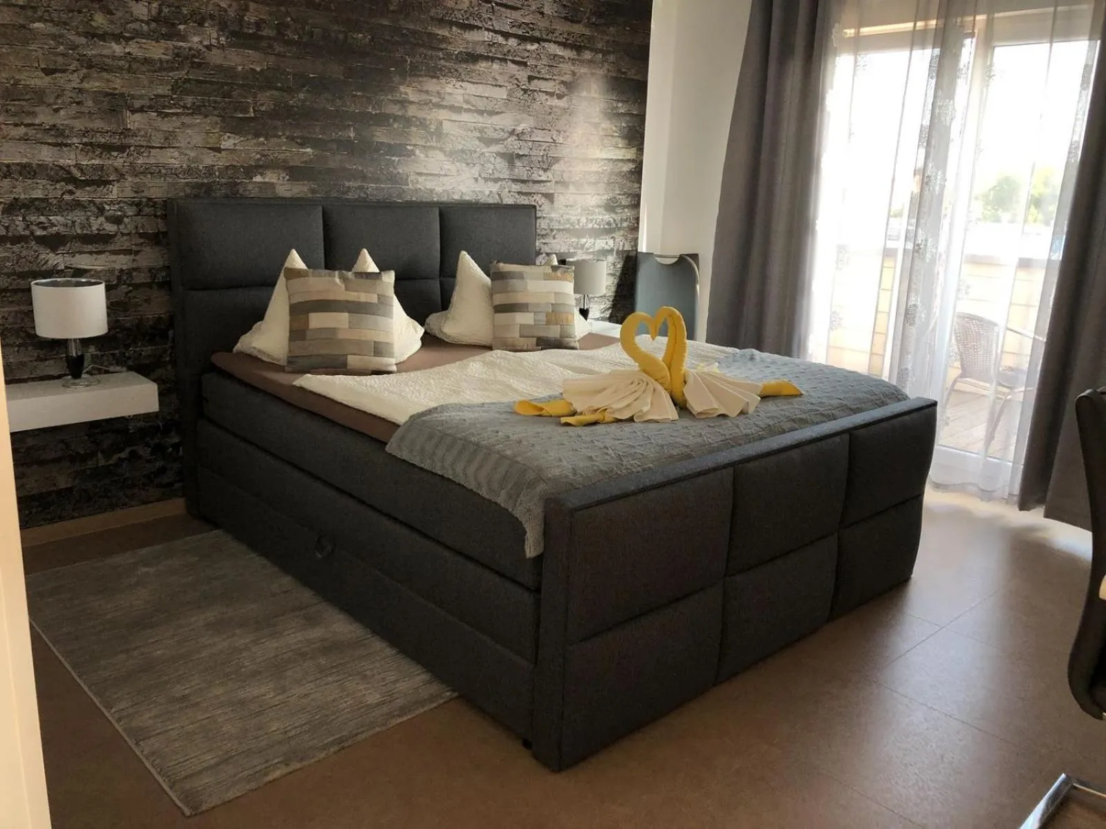 Balcony/Terrace, Bed in Aparthotel Magnolia