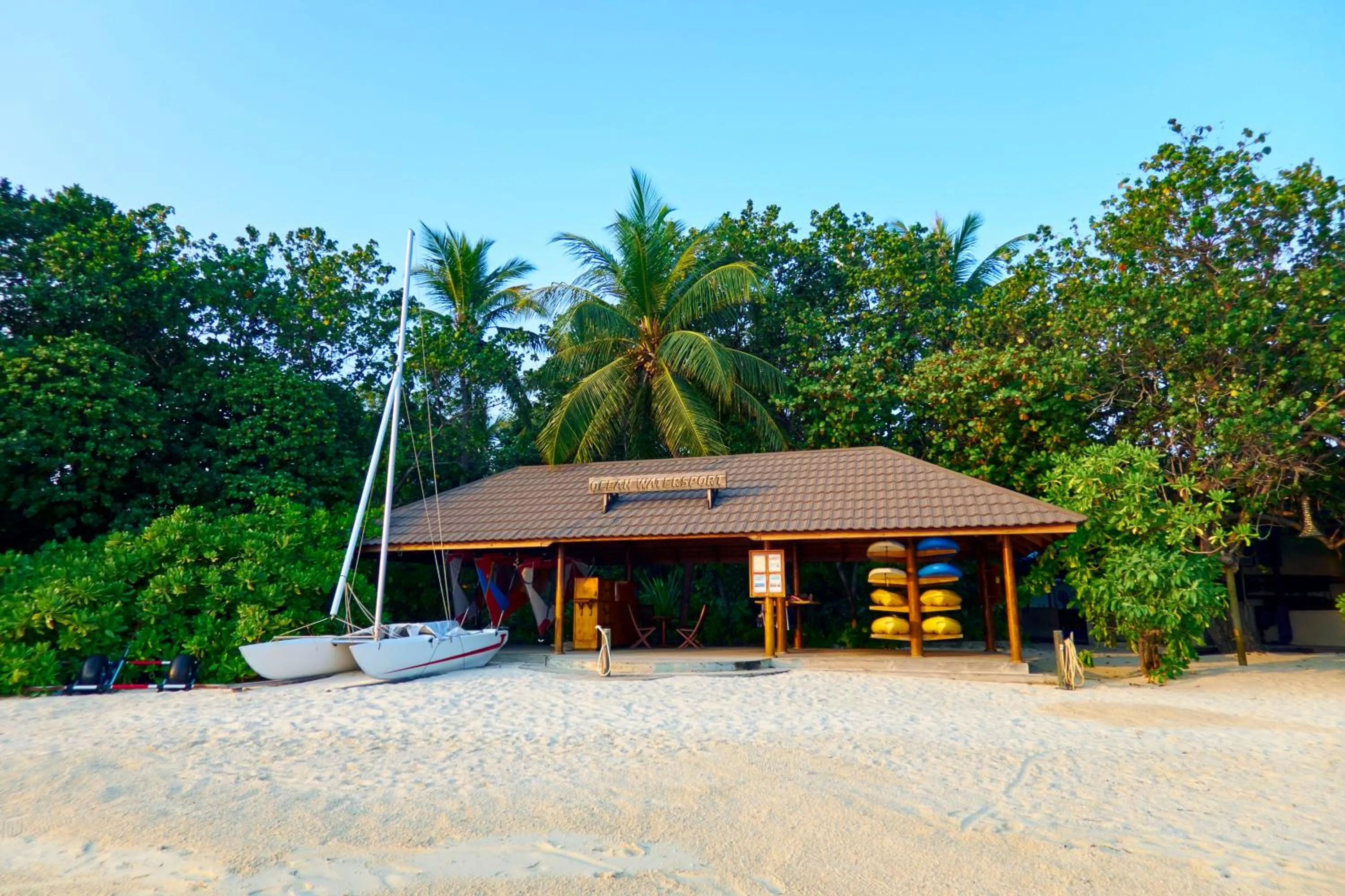 Sports in Komandoo Island Resort & Spa