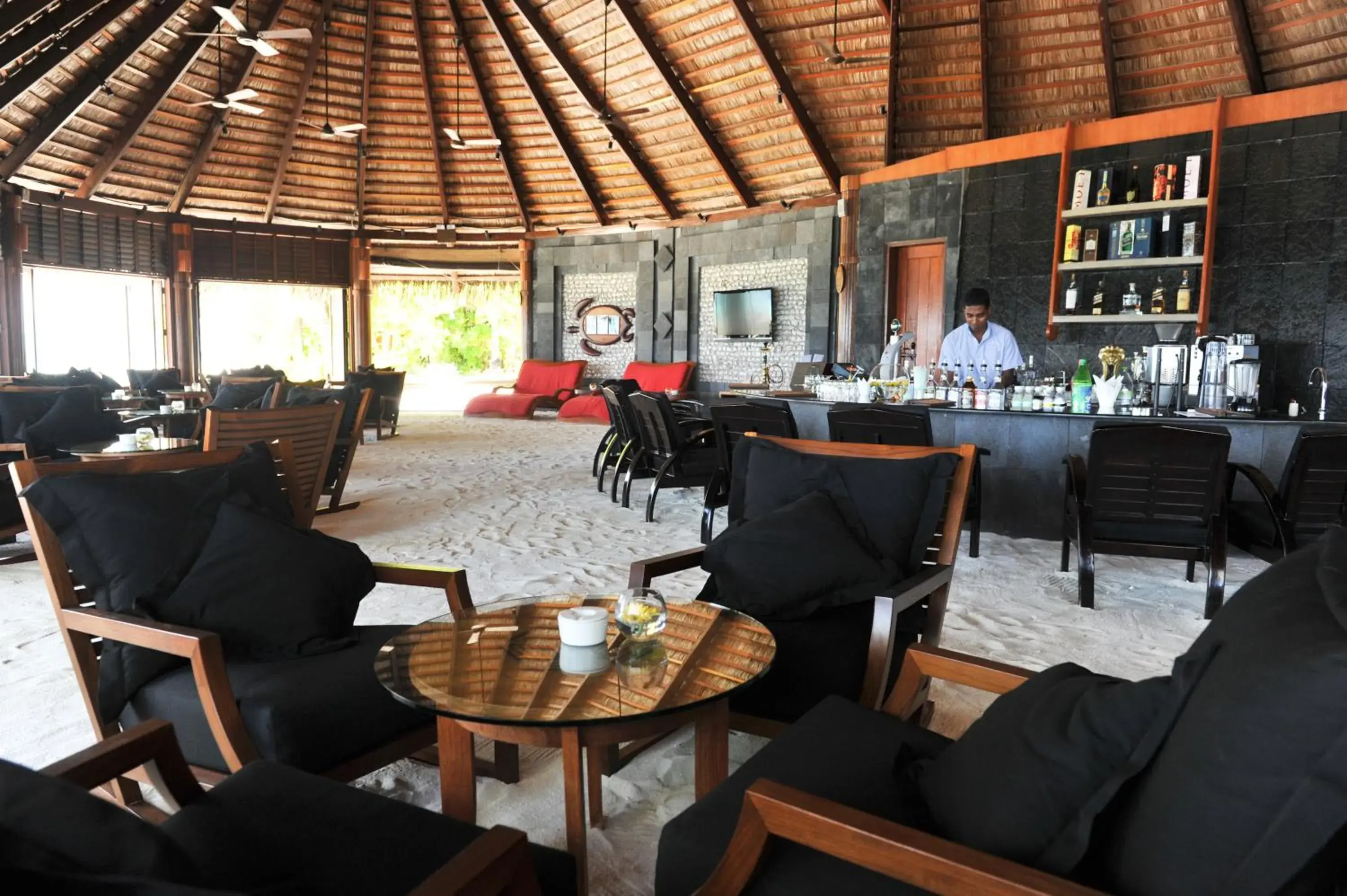 Lounge or bar in Komandoo Island Resort & Spa Lounge or bar in Komandoo Island Resort & Spa