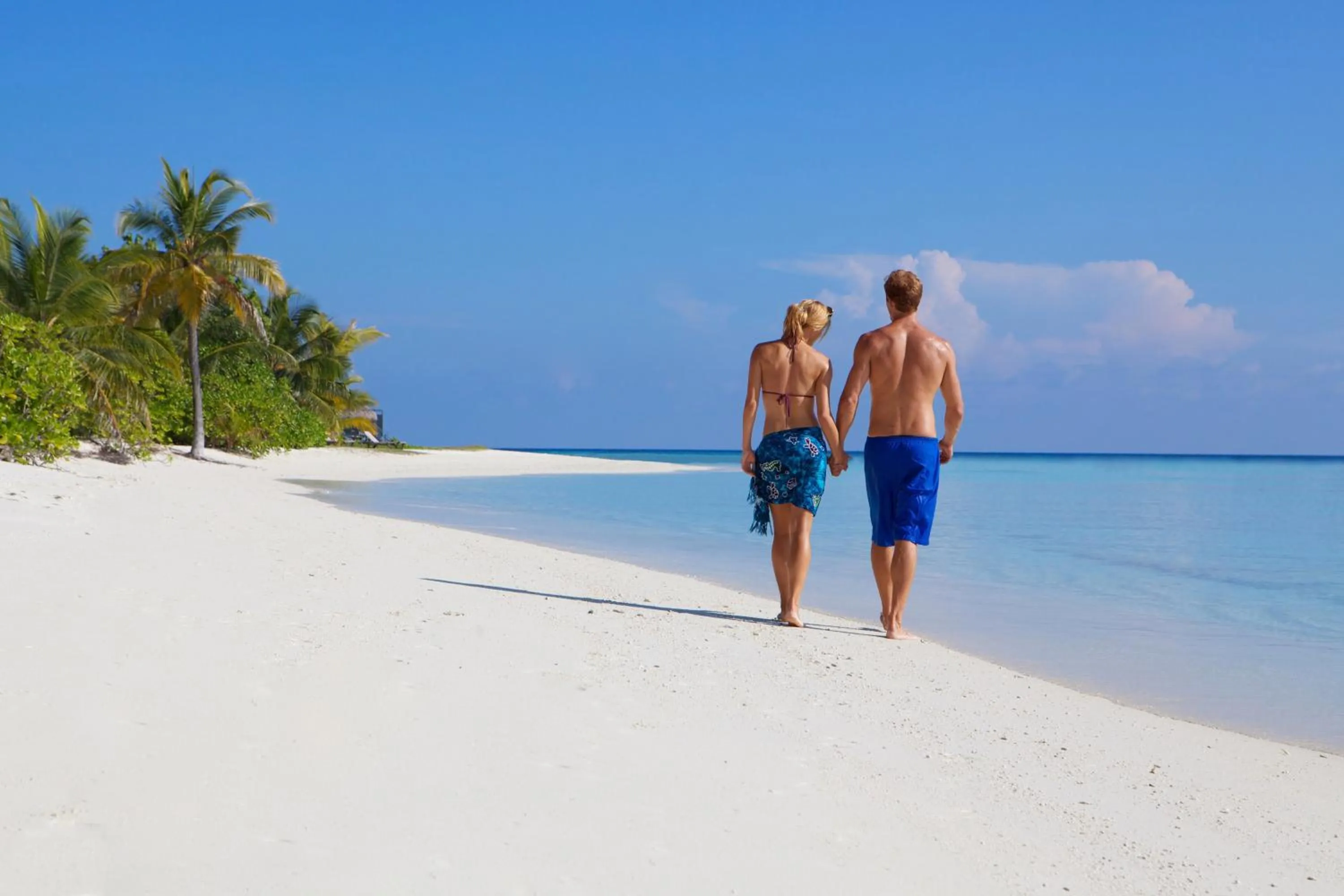 Beach in Komandoo Island Resort & Spa