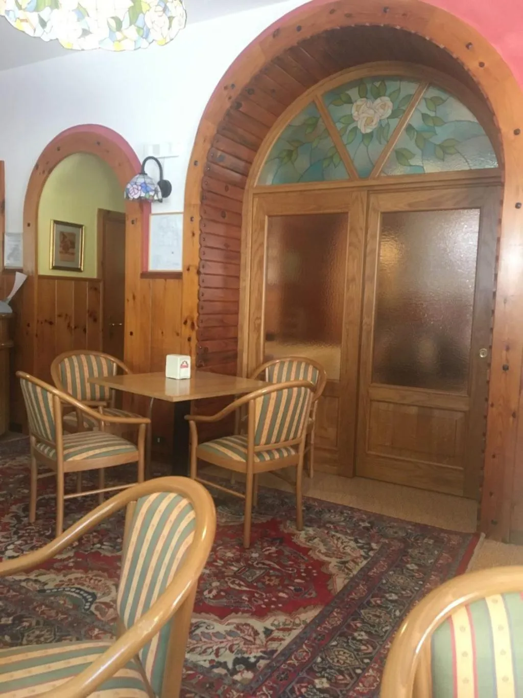 Decorative detail in Hotel Americana