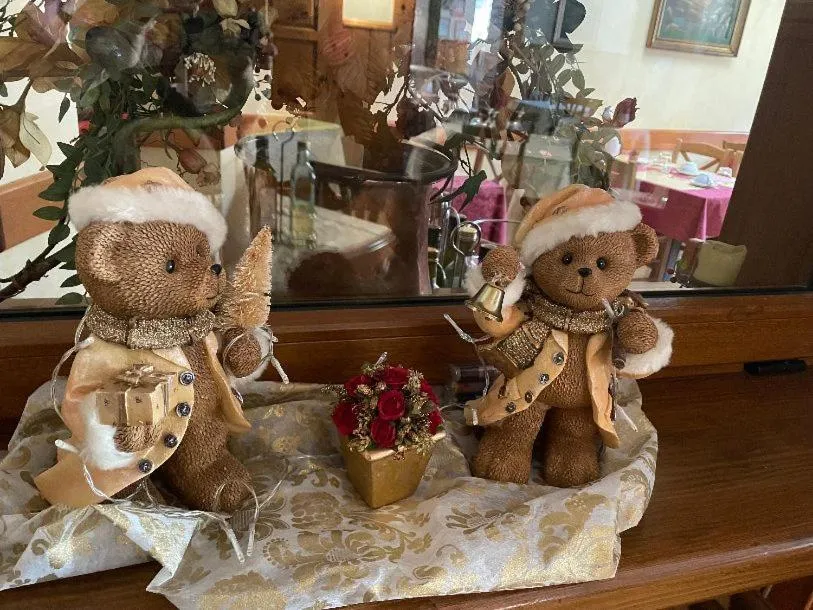 Decorative detail in Hotel Americana